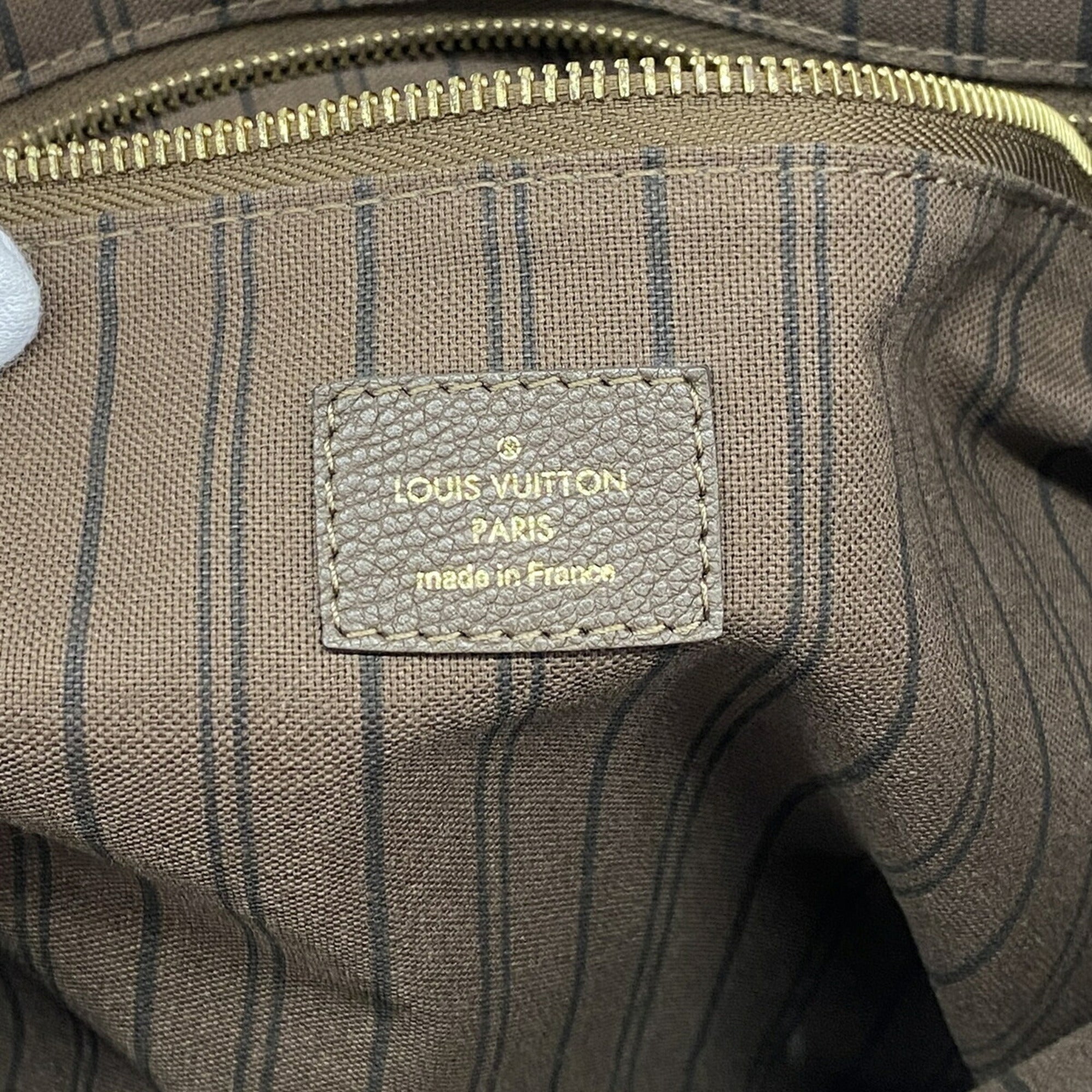 Louis Vuitton Tote Bag (Pre-Owned)