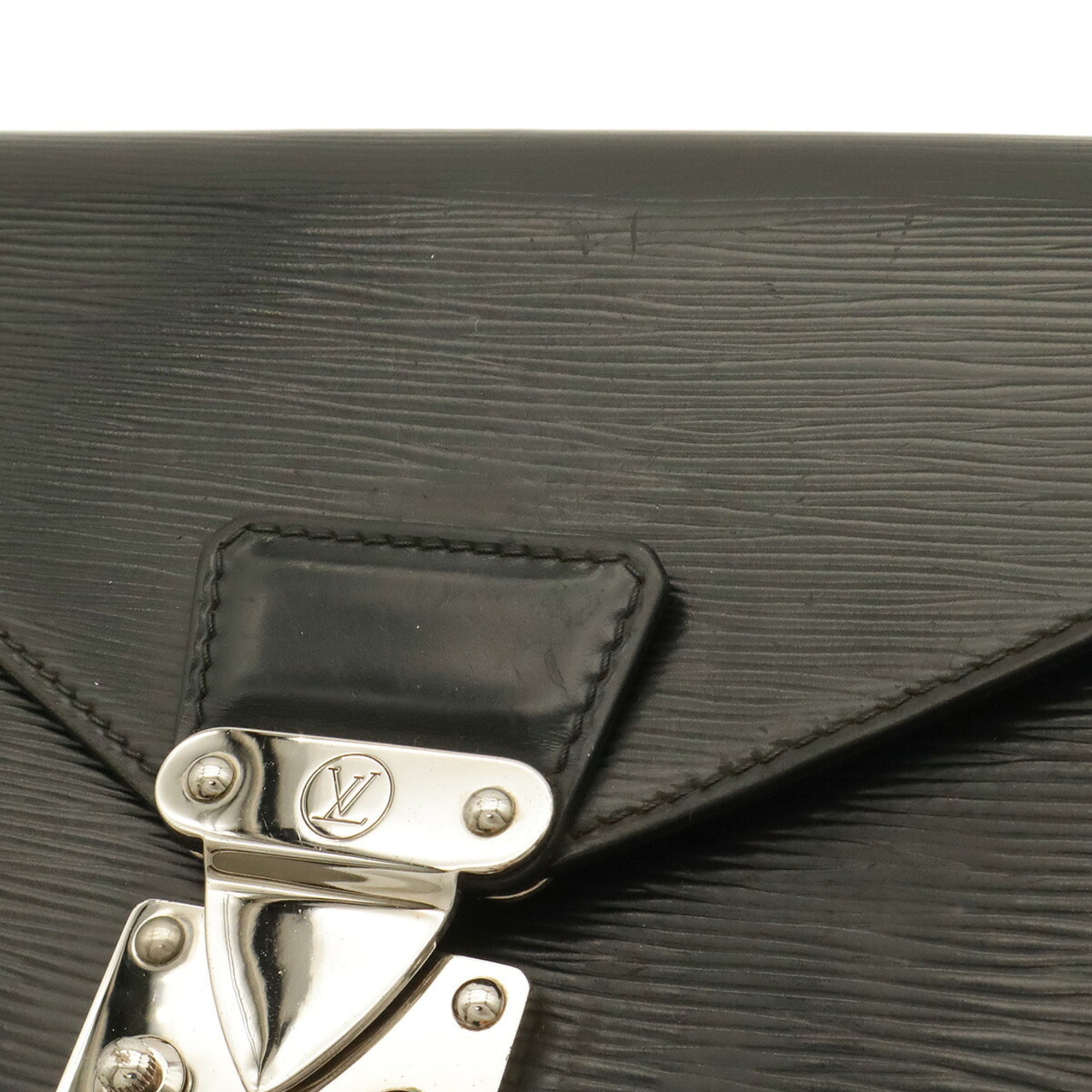 Louis Vuitton Black Noir White Epi Leather Pochette (Pre-Owned)