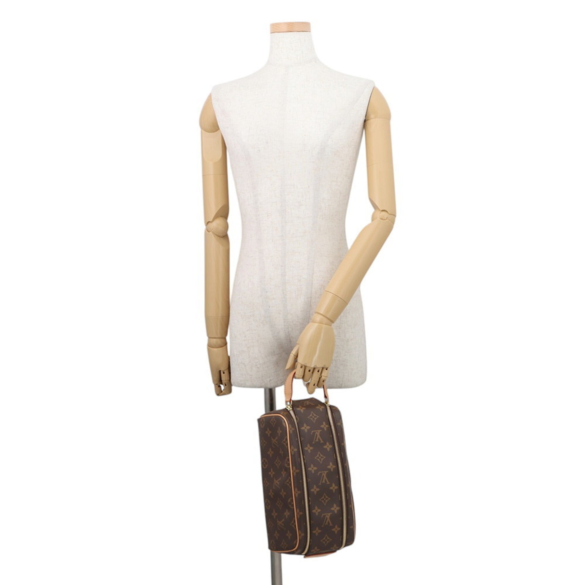 Louis Vuitton Brown Monogram Monogram Clutch Bag Handbag Pouch (Pre-Owned)