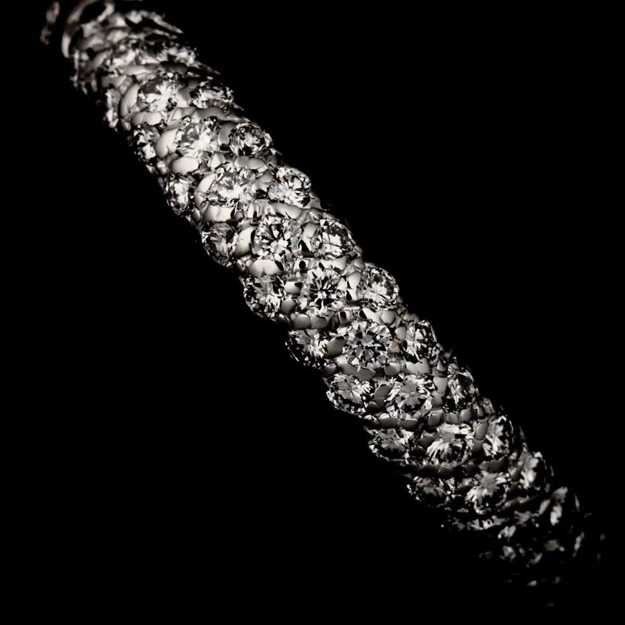 Chanel White Gold (18K) Band Ring (Pre-Owned)