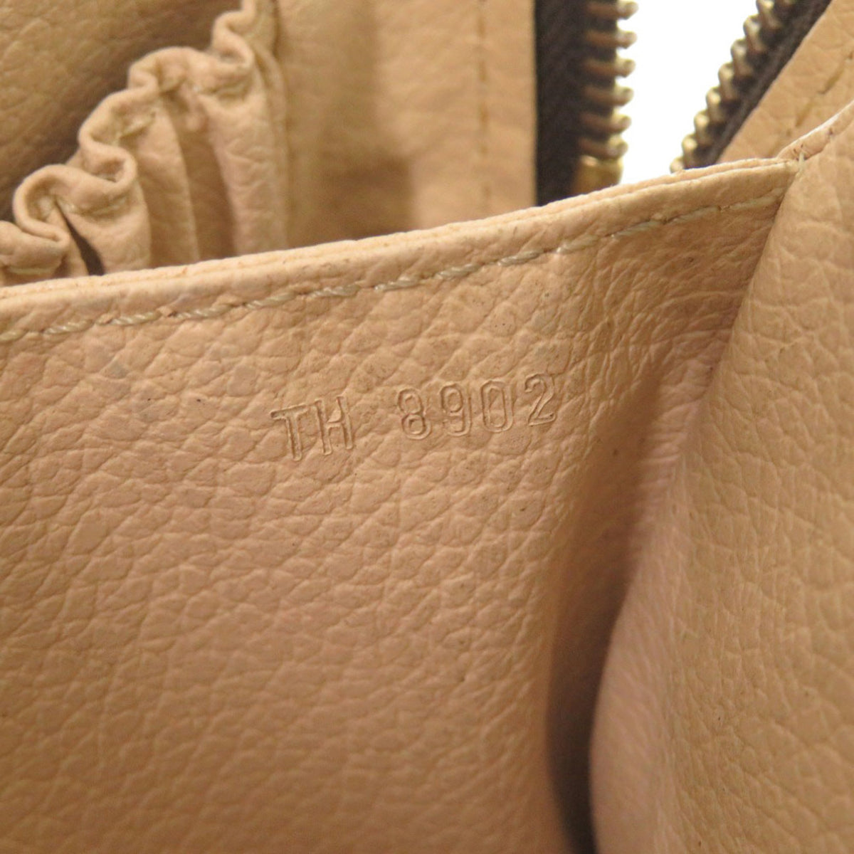 Louis Vuitton Brown Monogram Monogram Pouch (Pre-Owned)