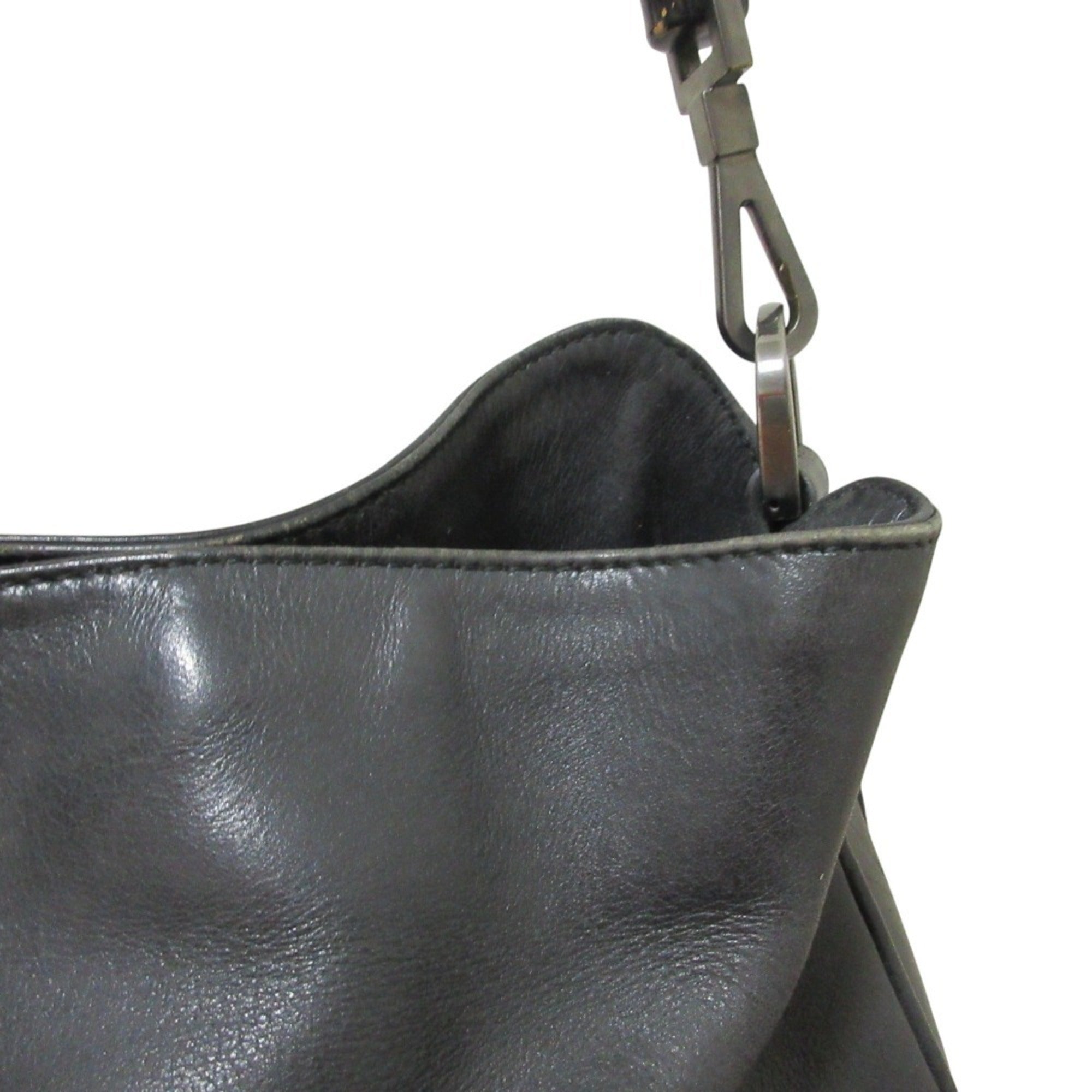 Gucci Black Leather Handbag Shoulder Bag (Pre-Owned)