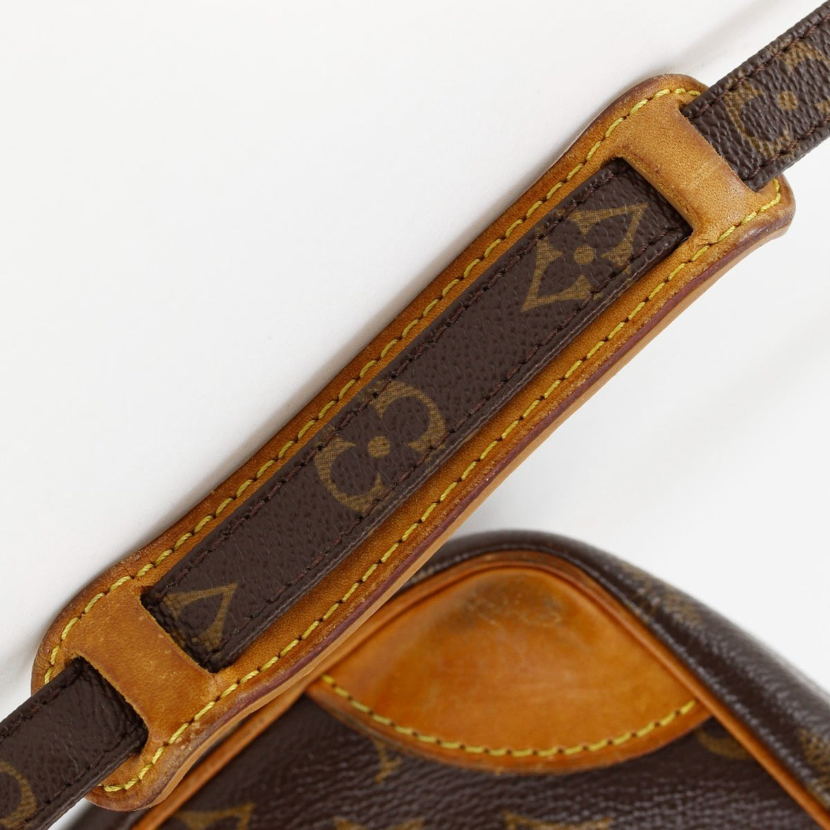 Louis Vuitton Brown Damier Canvas Shoulder Bag (Pre-Owned)