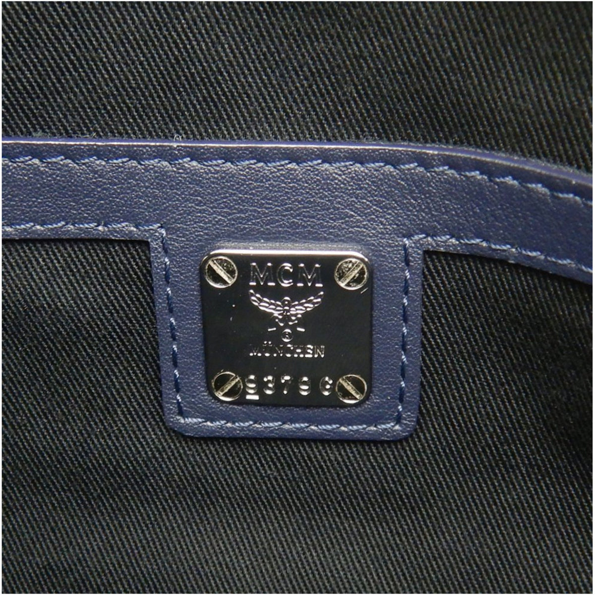 Mcm Navy Nylon Crossbody Bag Shoulder Bag (Pre-Owned)