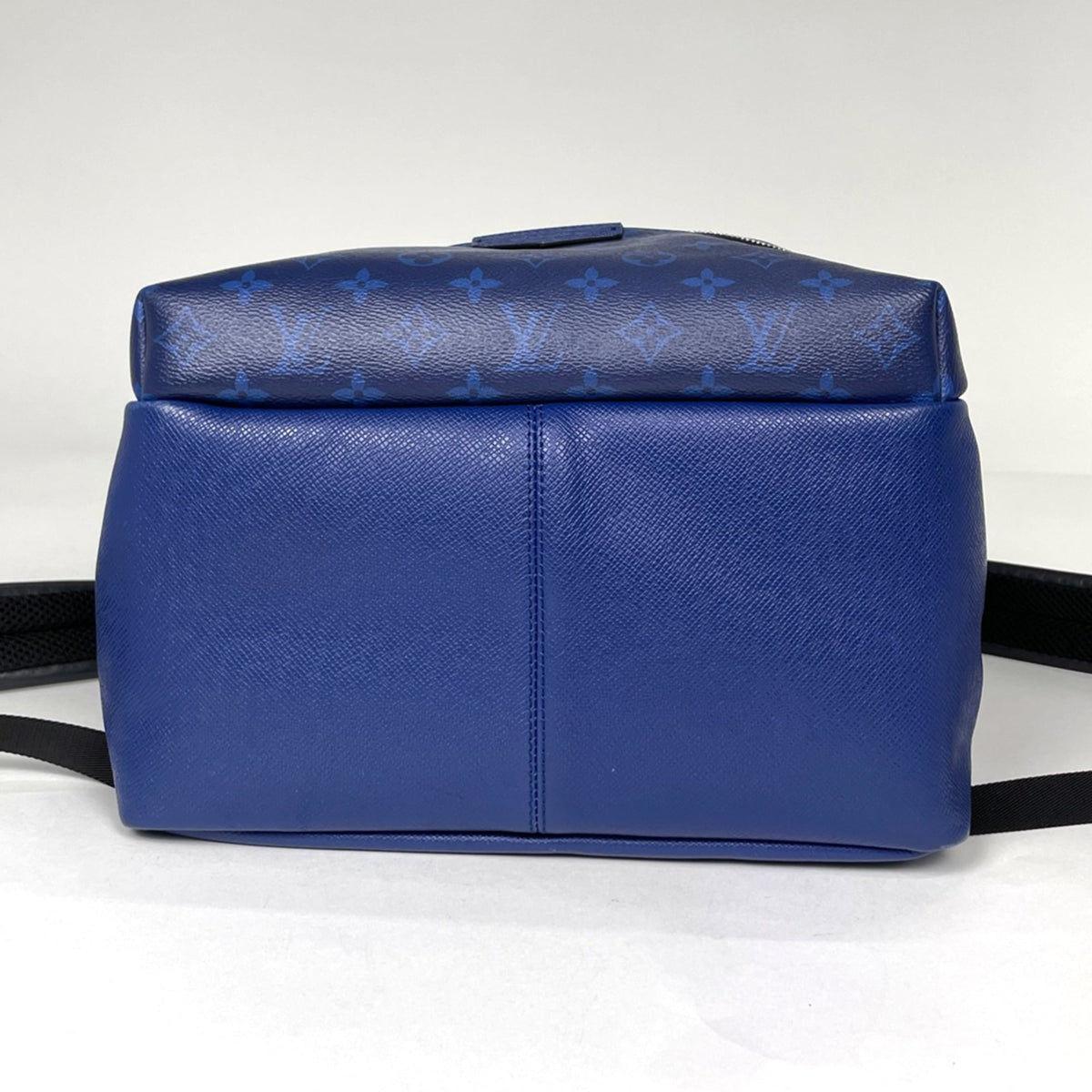 Louis Vuitton Cobalt Taigarama Backpack (Pre-Owned)