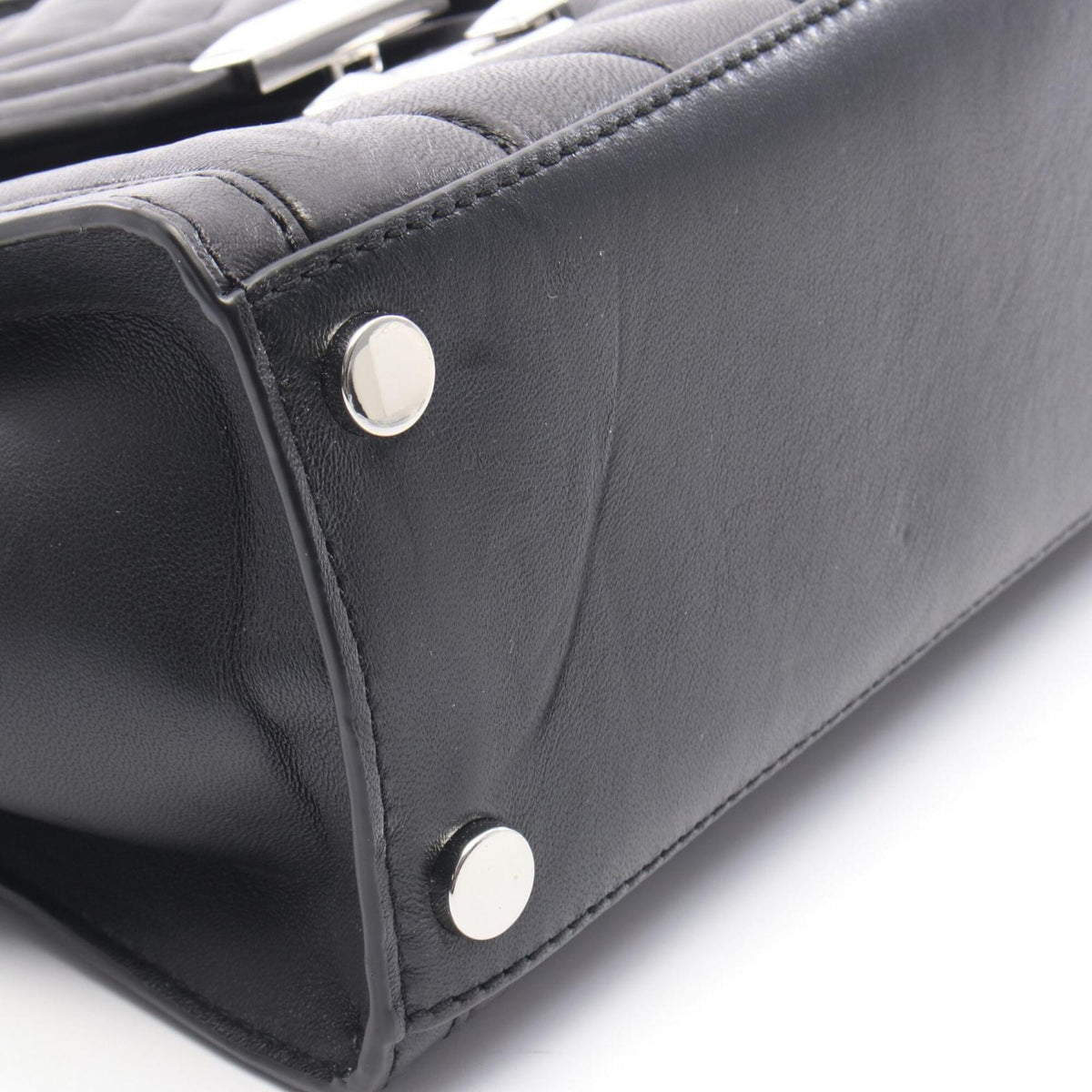 Michael Kors Black Leather Handbag (Pre-Owned)