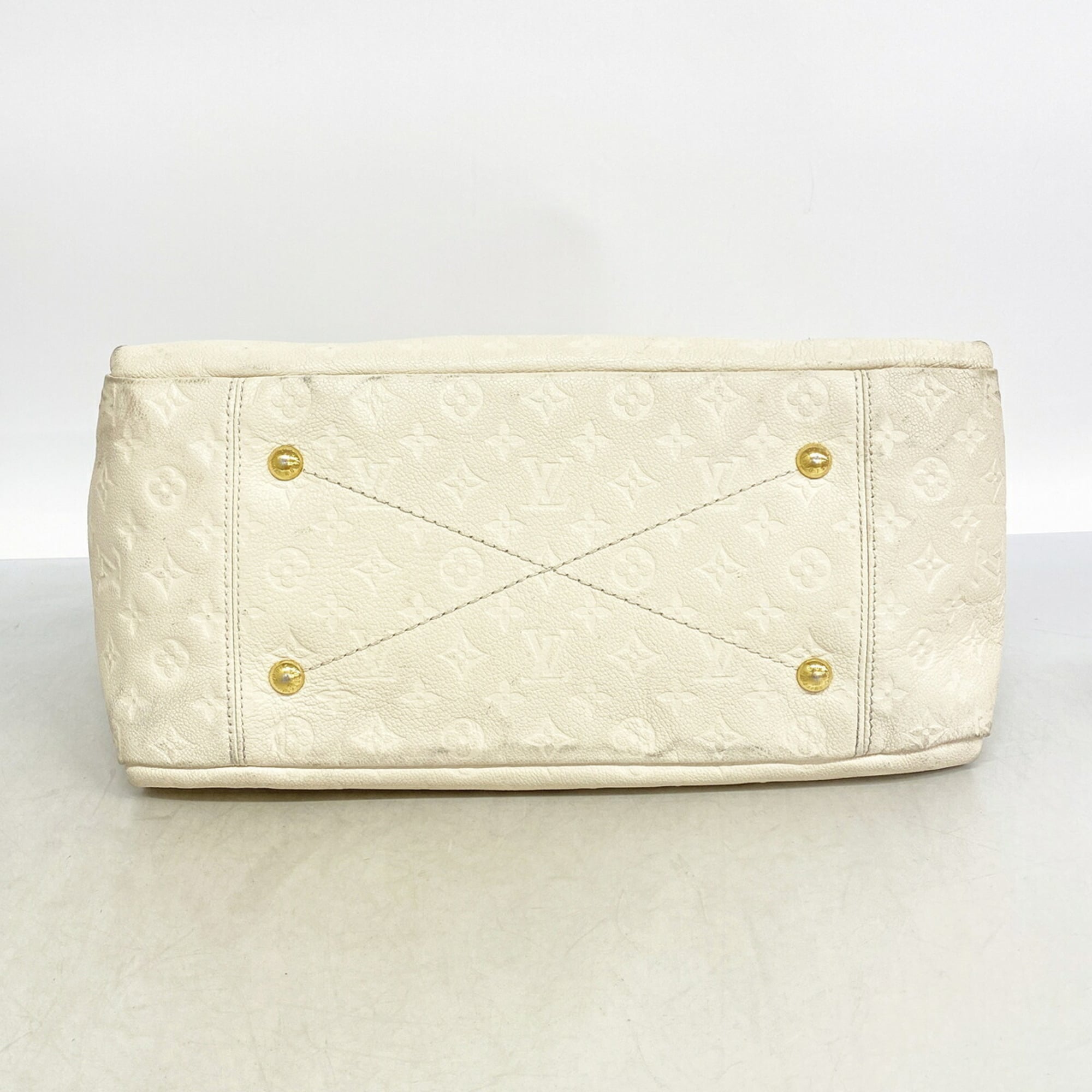 Louis Vuitton Neige Shoulder Bag (Pre-Owned)