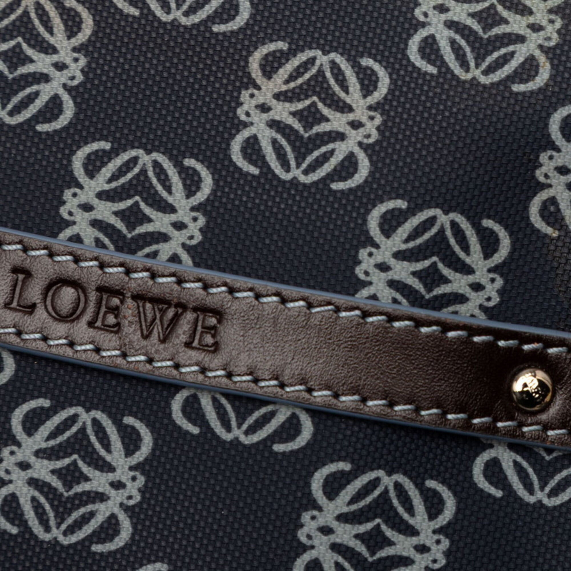 Loewe Navy Pvc Pouch Shoulder Bag (Pre-Owned)