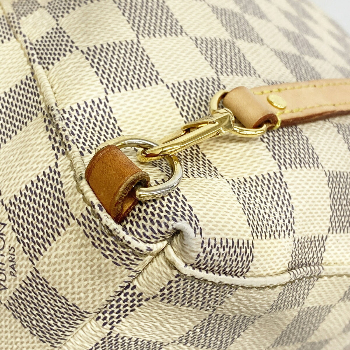 Louis Vuitton White Backpack (Pre-Owned)