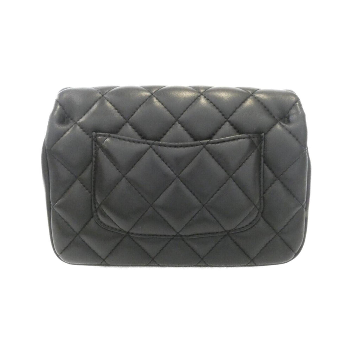 Chanel Black Leather Shoulder Bag (Pre-Owned)