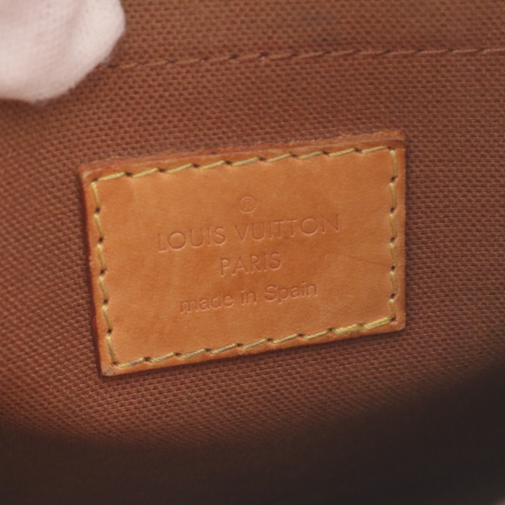 Louis Vuitton Brown Coated Canvas Leather Shoulder Bag (Pre-Owned)