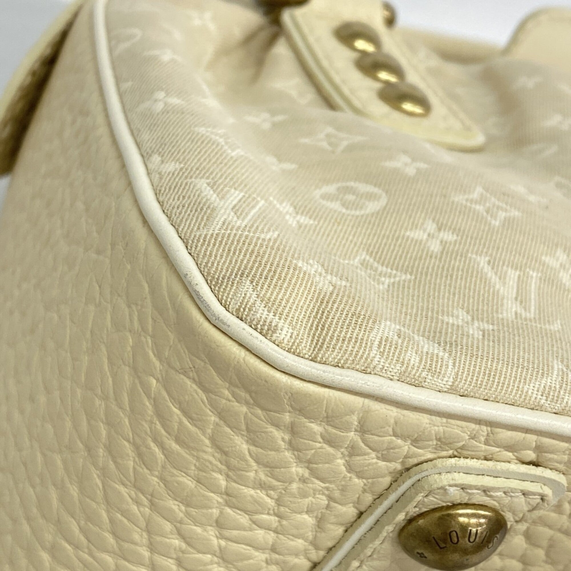 Louis Vuitton Gris Handbag (Pre-Owned)