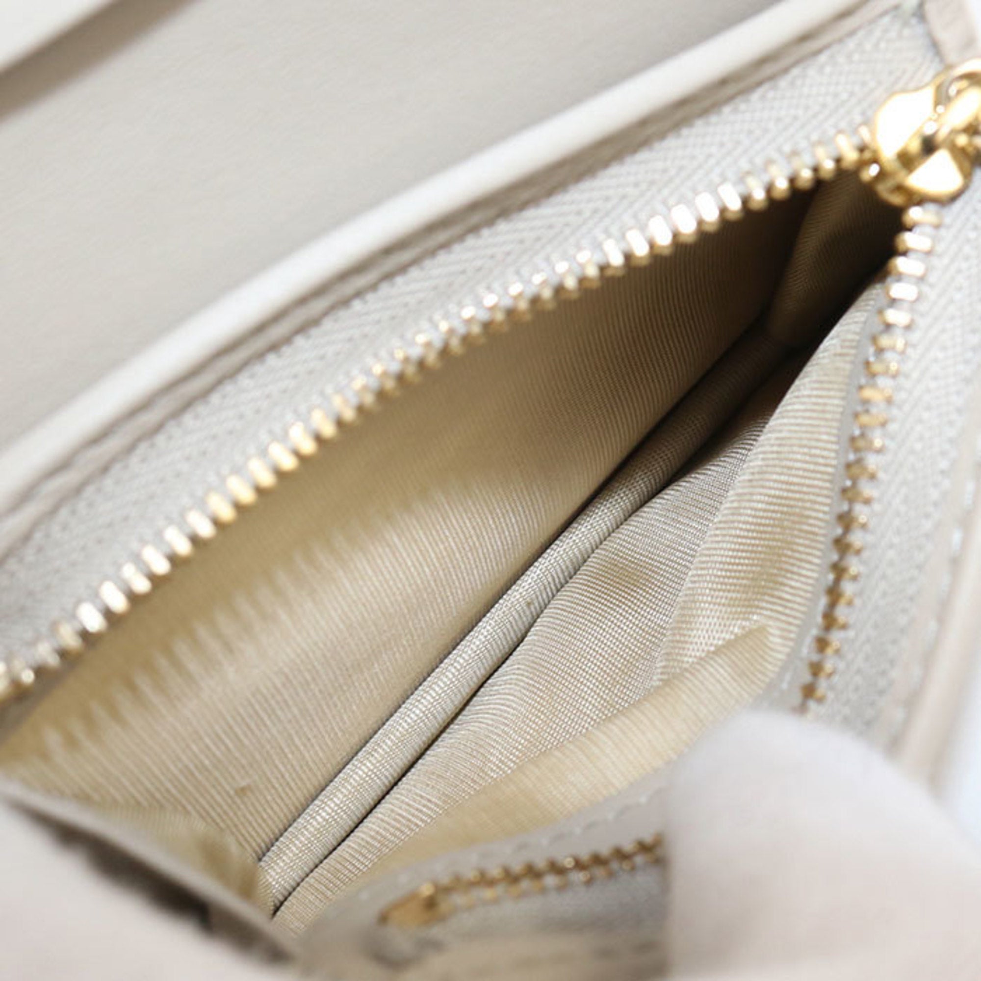 Christian Dior Lady Dior Beige Leather Wallet (Bi-Fold) (Pre-Owned)