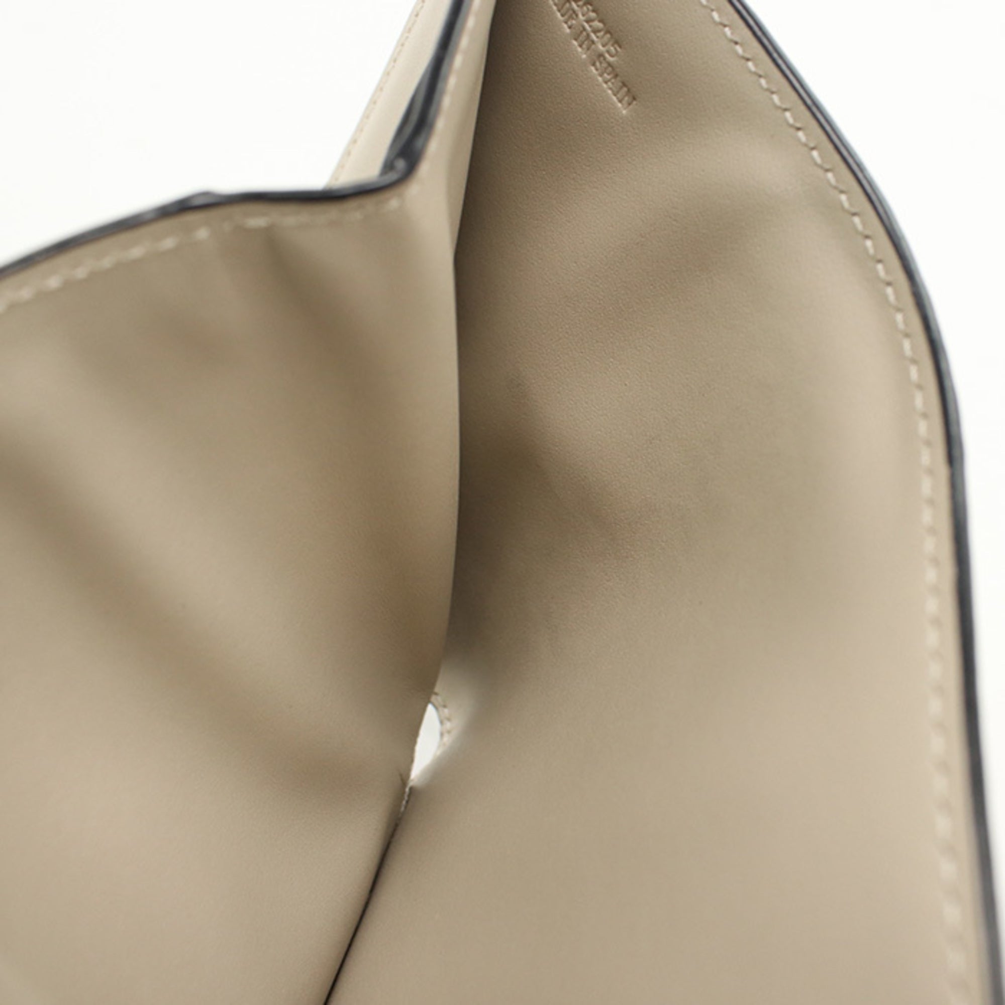 Loewe Beige Leather Wallet (Tri-Fold) (Pre-Owned)