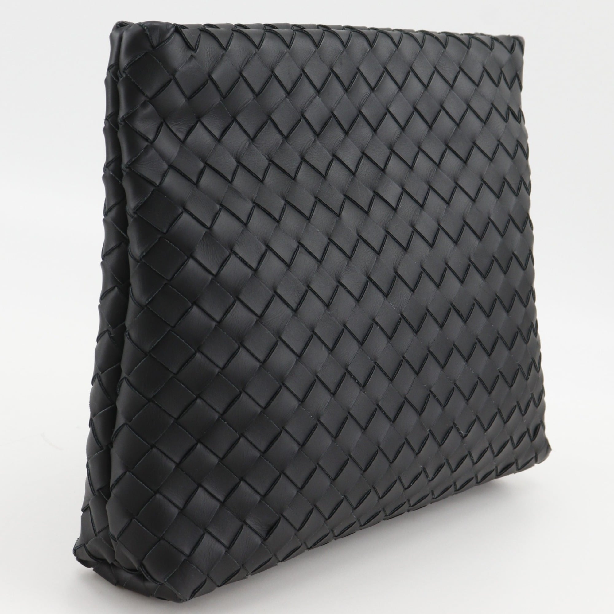 Bottega Veneta Black Leather Clutch Bag (Pre-Owned)