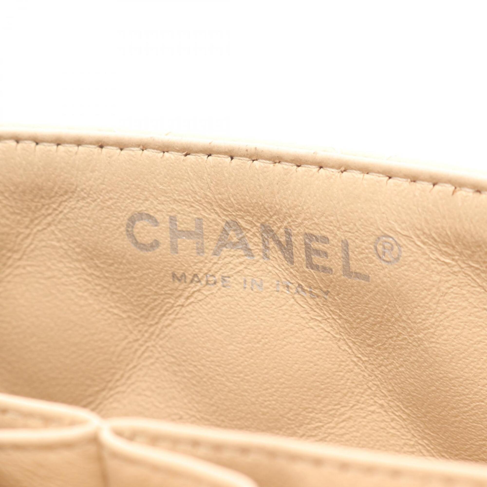 Chanel Beige Leather Handbag Shoulder Bag (Pre-Owned)