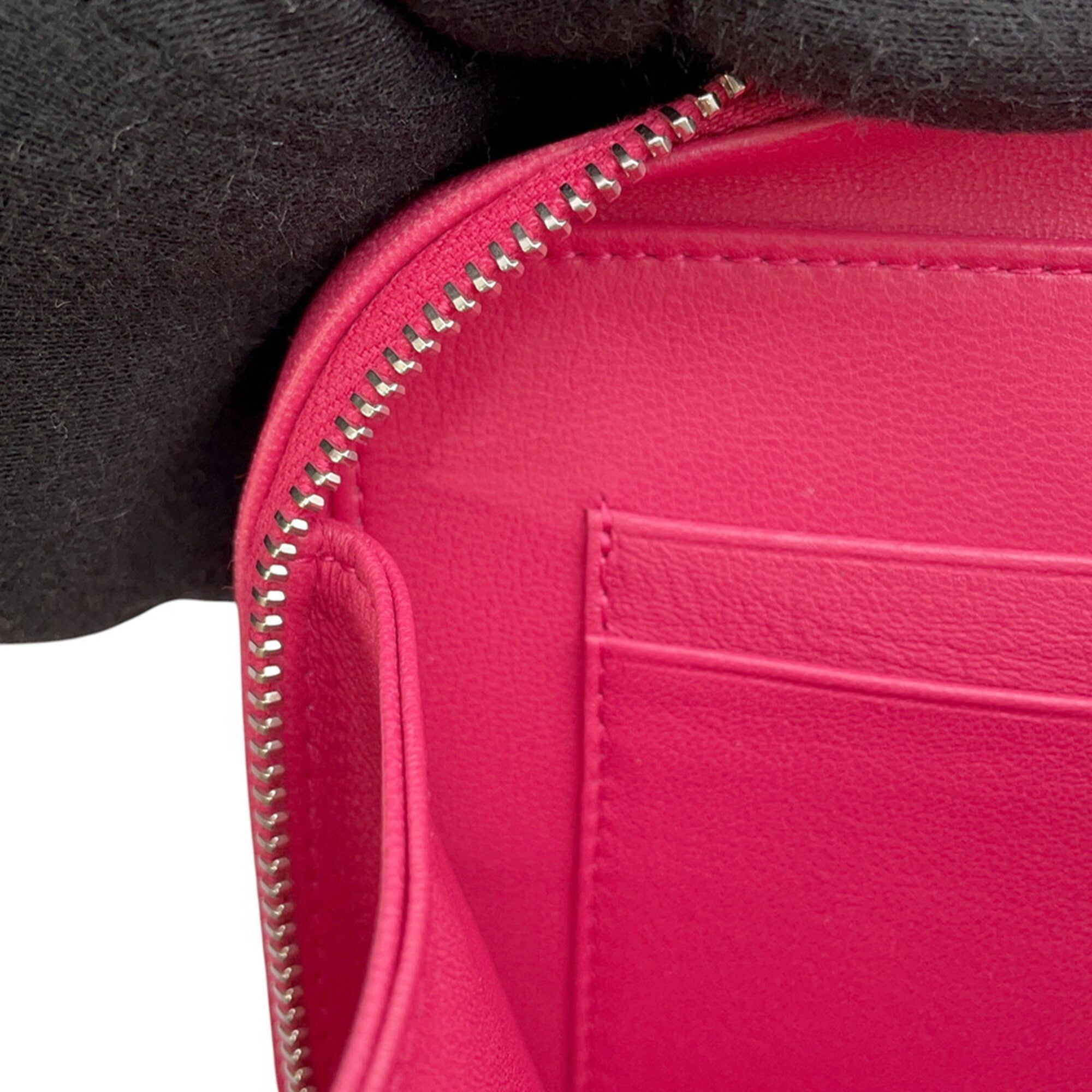 Chanel Pink Handbag Shoulder Bag (Pre-Owned)