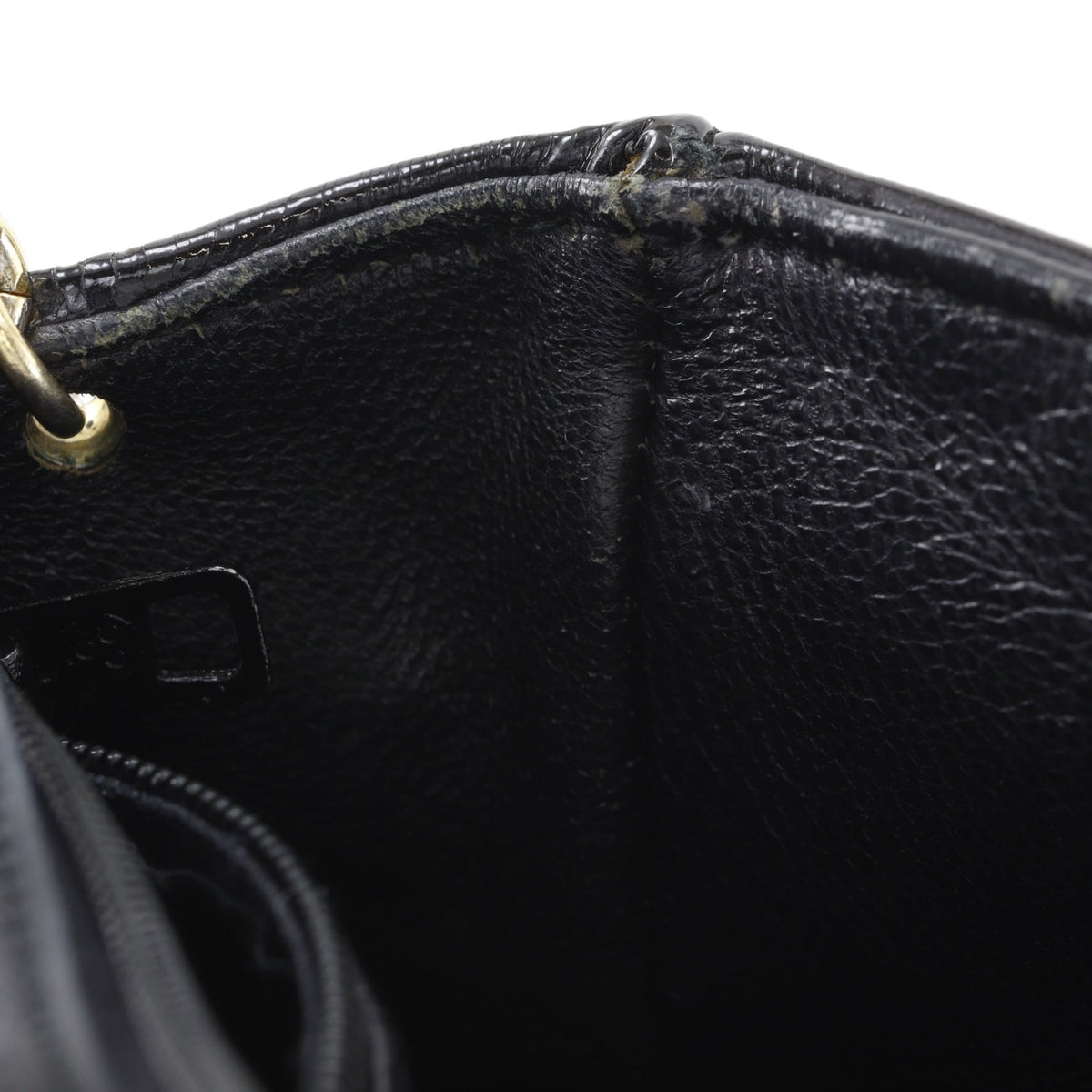 Chanel Black Gold Patent Leather Leather Shoulder Bag (Pre-Owned)