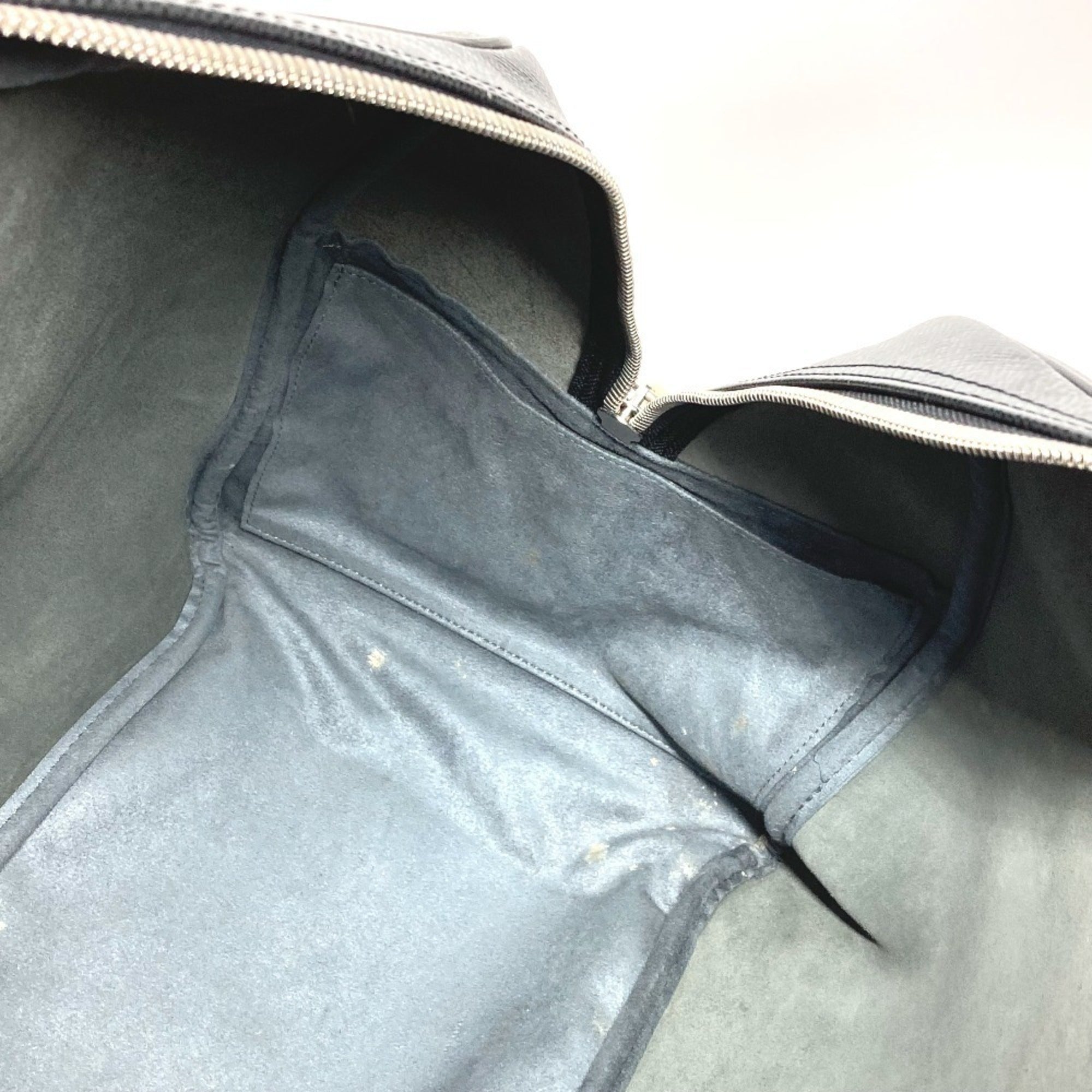 Louis Vuitton Taiga Ardoise Black Taiga Leather Boston Bag (Pre-Owned)