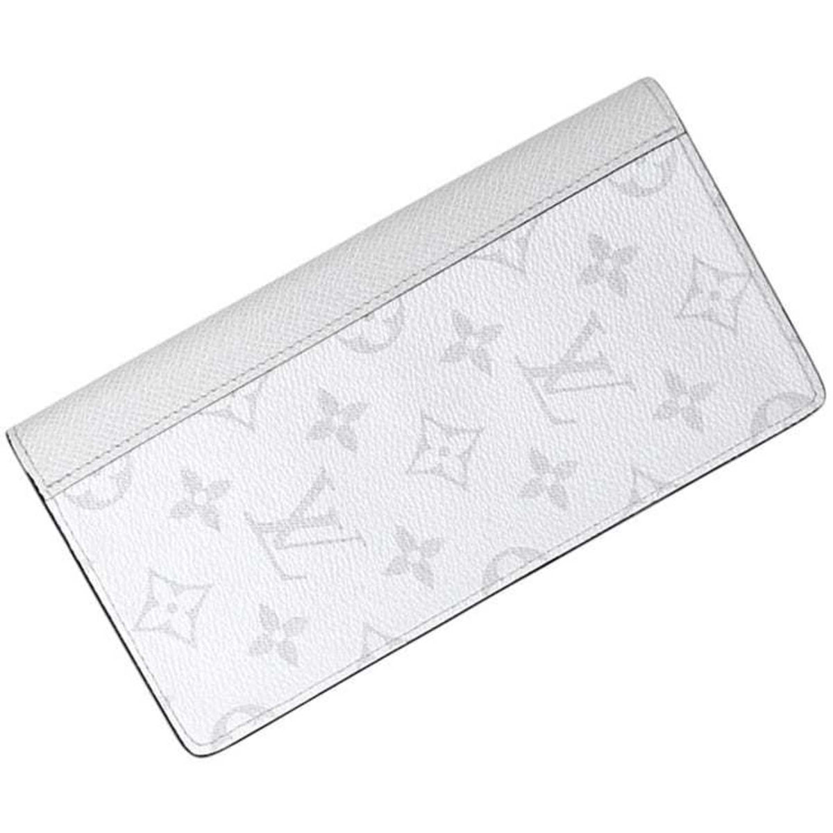 Louis Vuitton White Taiga Leather Monogram Long Wallet (Bi-Fold) (Pre-Owned)
