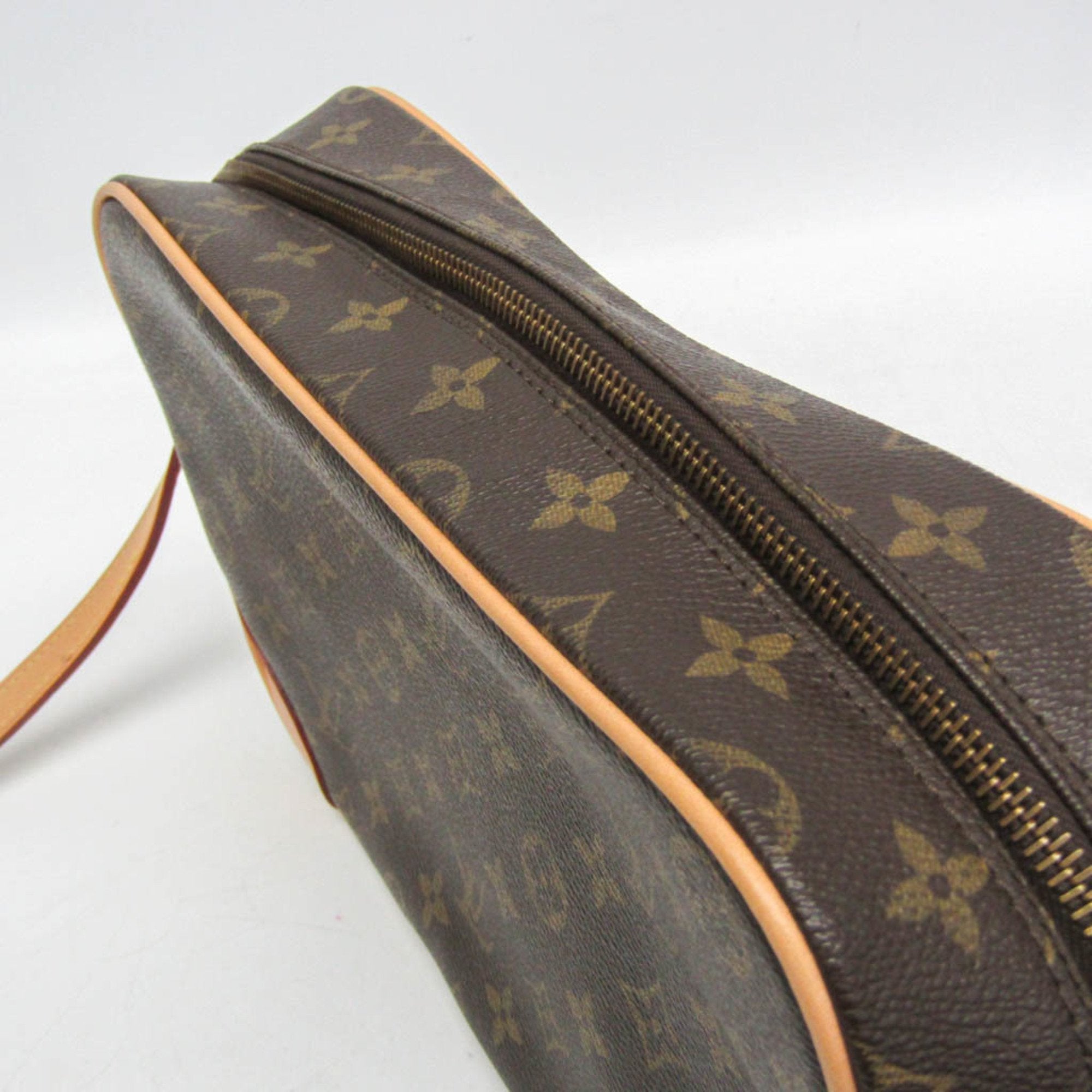 Louis Vuitton Monogram Monogram Monogram Shoulder Bag (Pre-Owned)