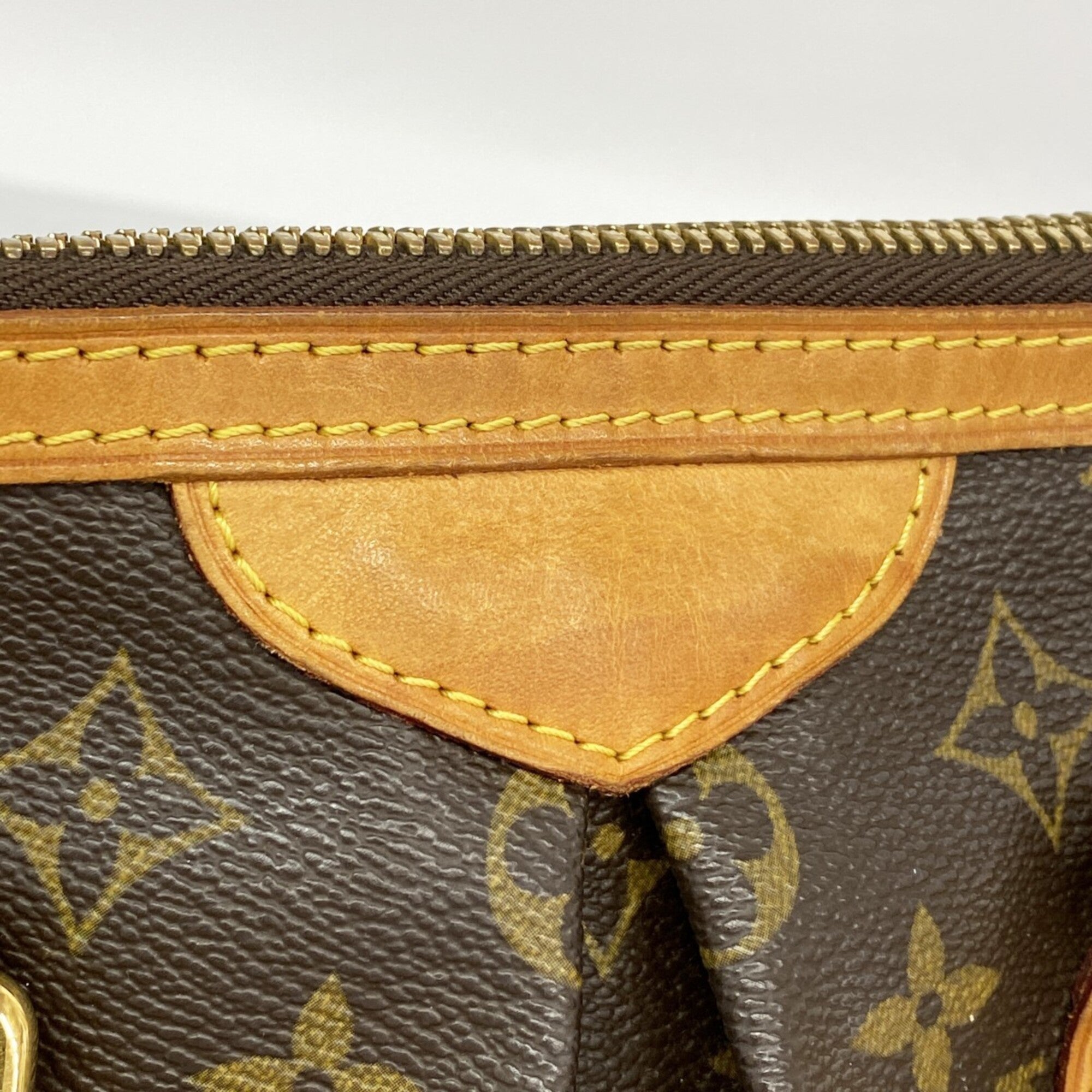 Louis Vuitton Brown Handbag (Pre-Owned)