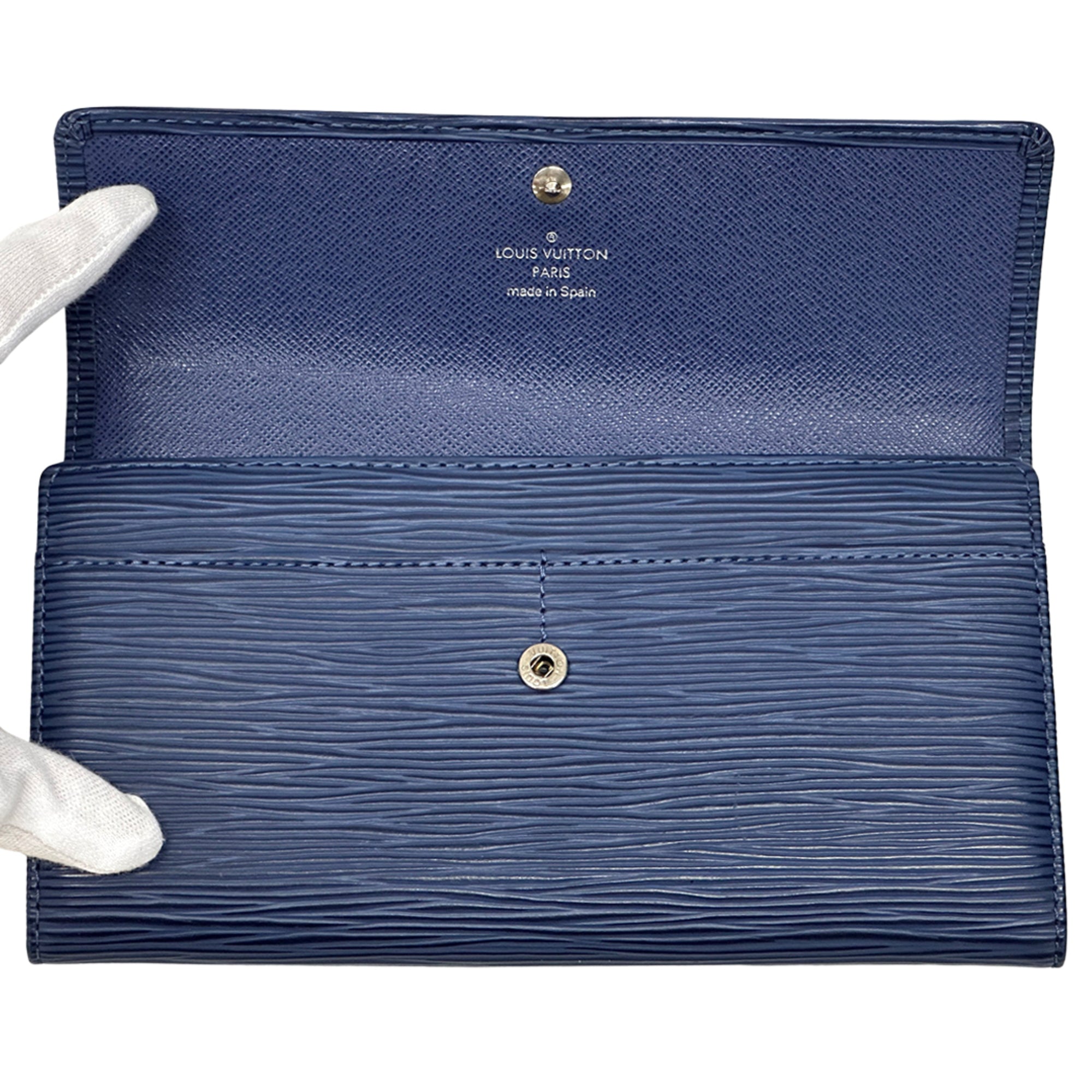 Louis Vuitton Blue Myrtille Epi Leather Long Wallet (Bi-Fold) (Pre-Owned)