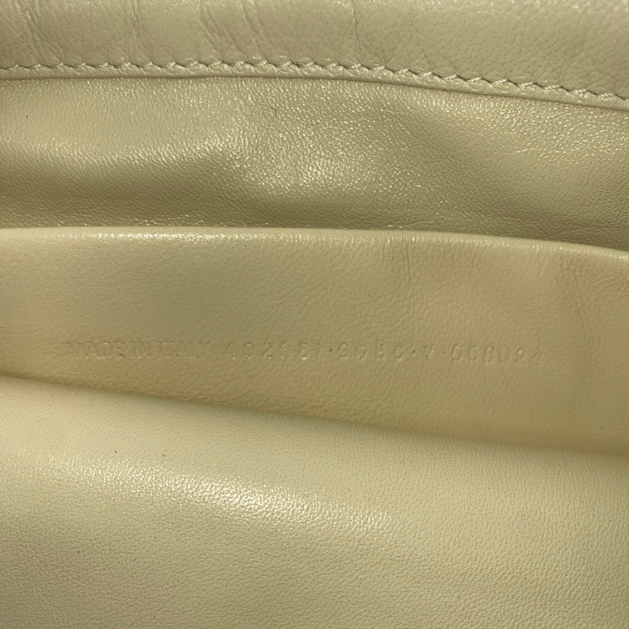 Balenciaga White Leather Clutch Bag (Pre-Owned)