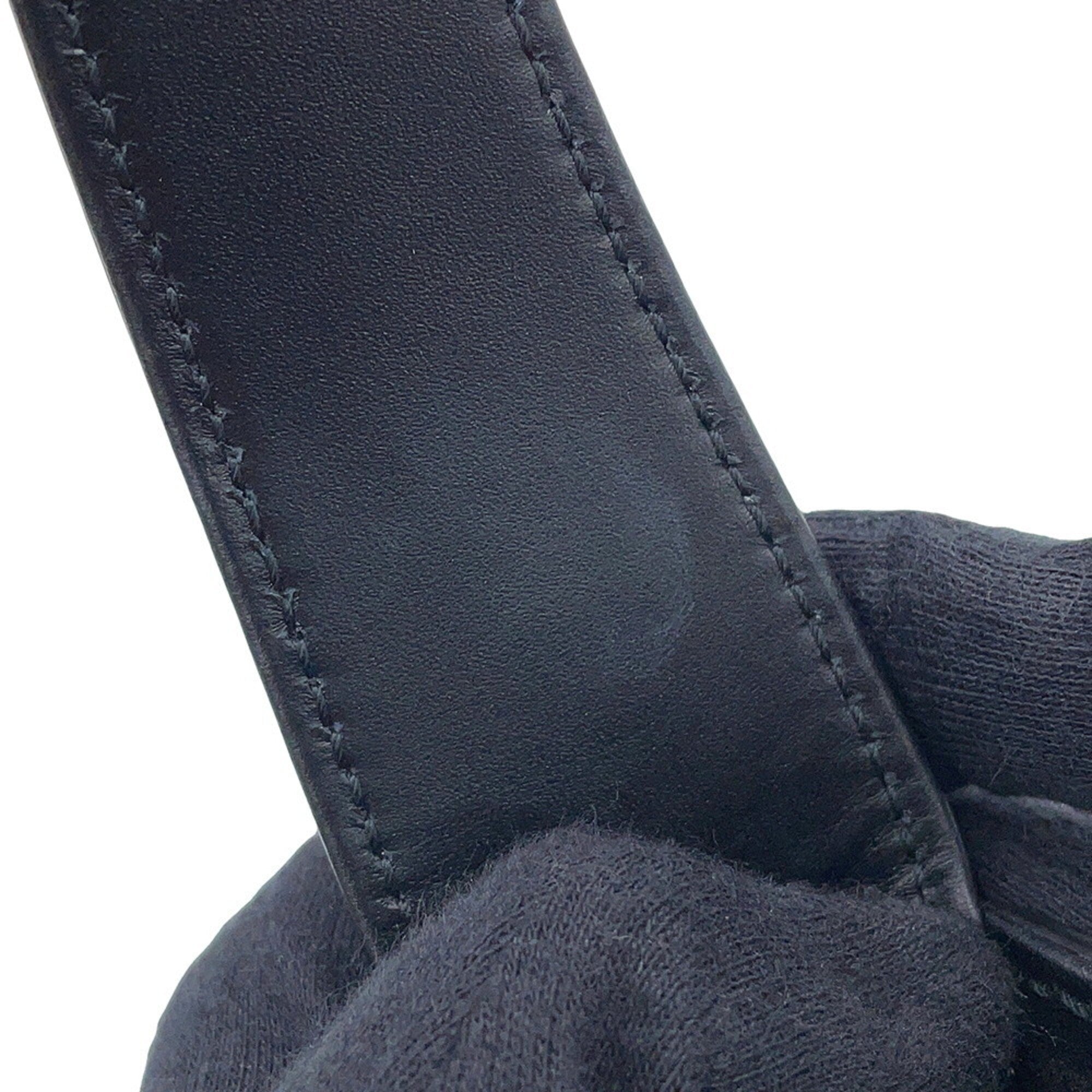 Yves Saint Laurent Black Leather Handbag (Pre-Owned)