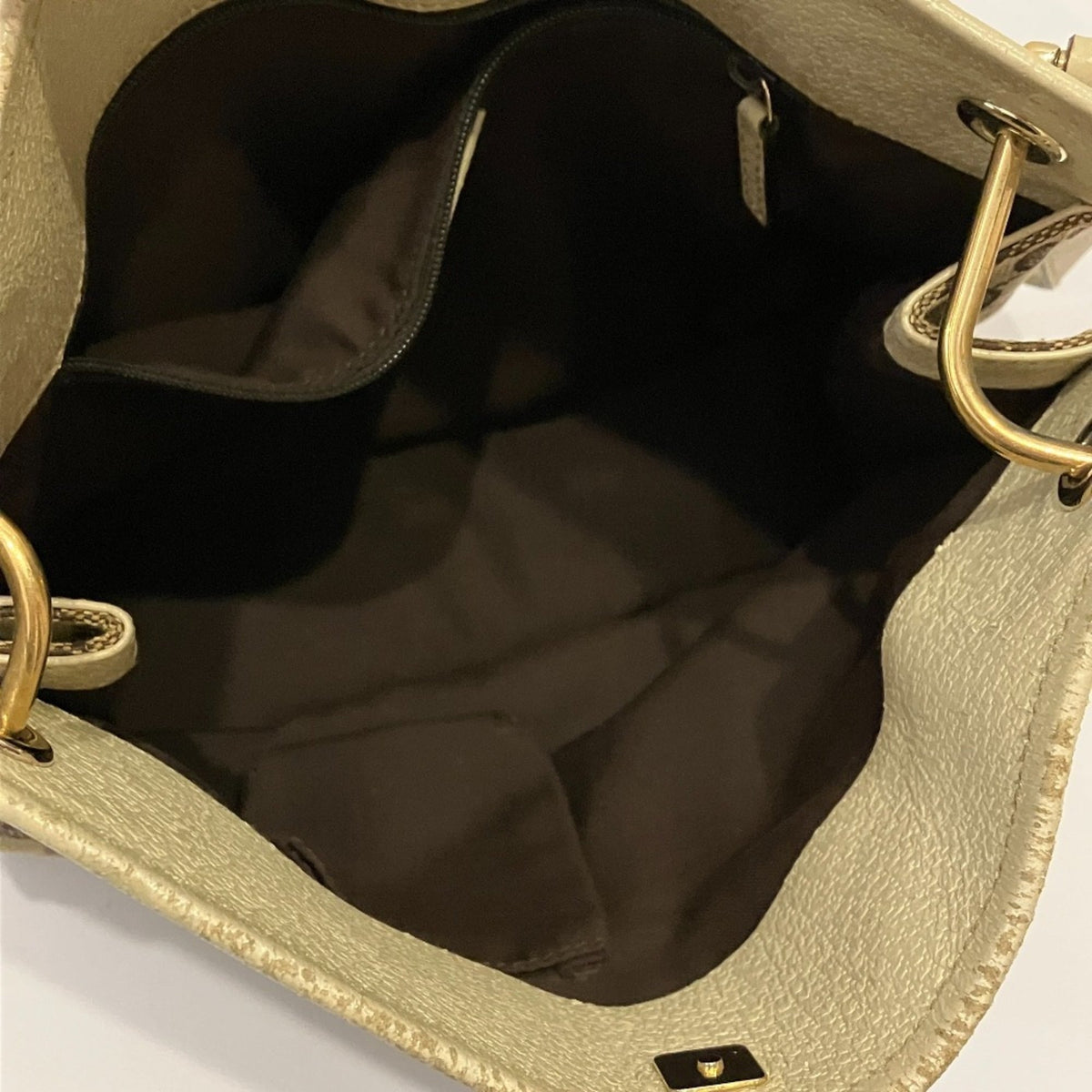 Gucci Gg Canvas Beige Gg Canvas Shoulder Bag (Pre-Owned)