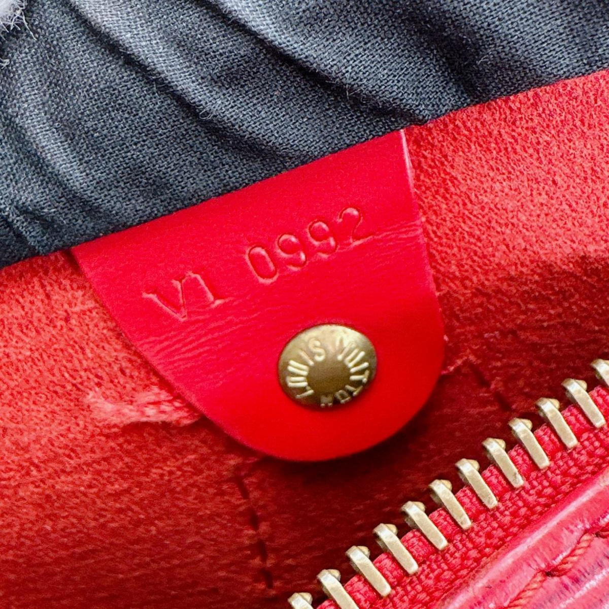 Louis Vuitton Castilian Red Red Color Epi Leather Handbag (Pre-Owned)