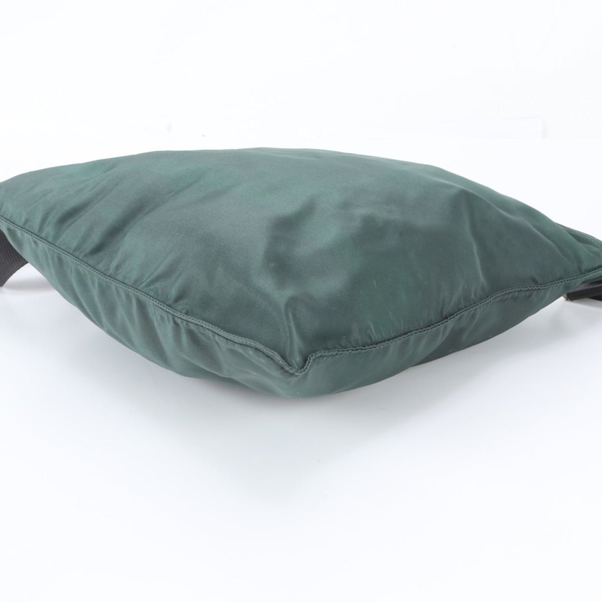 Prada Green Leather Nylon Messenger Bag Shoulder Bag (Pre-Owned)