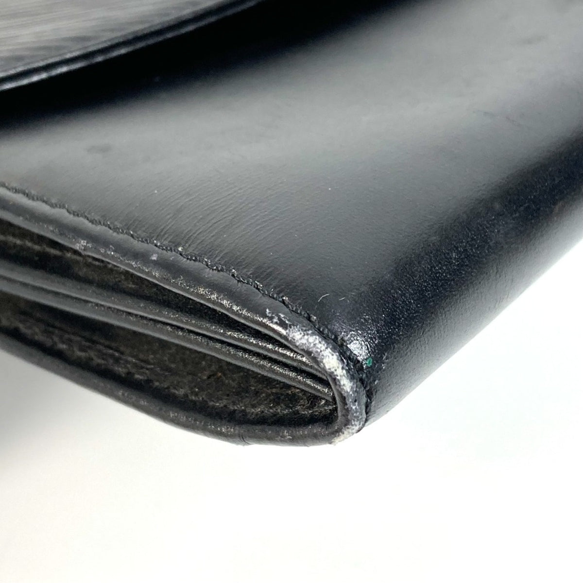 Louis Vuitton Black Leather Clutch Bag (Pre-Owned)