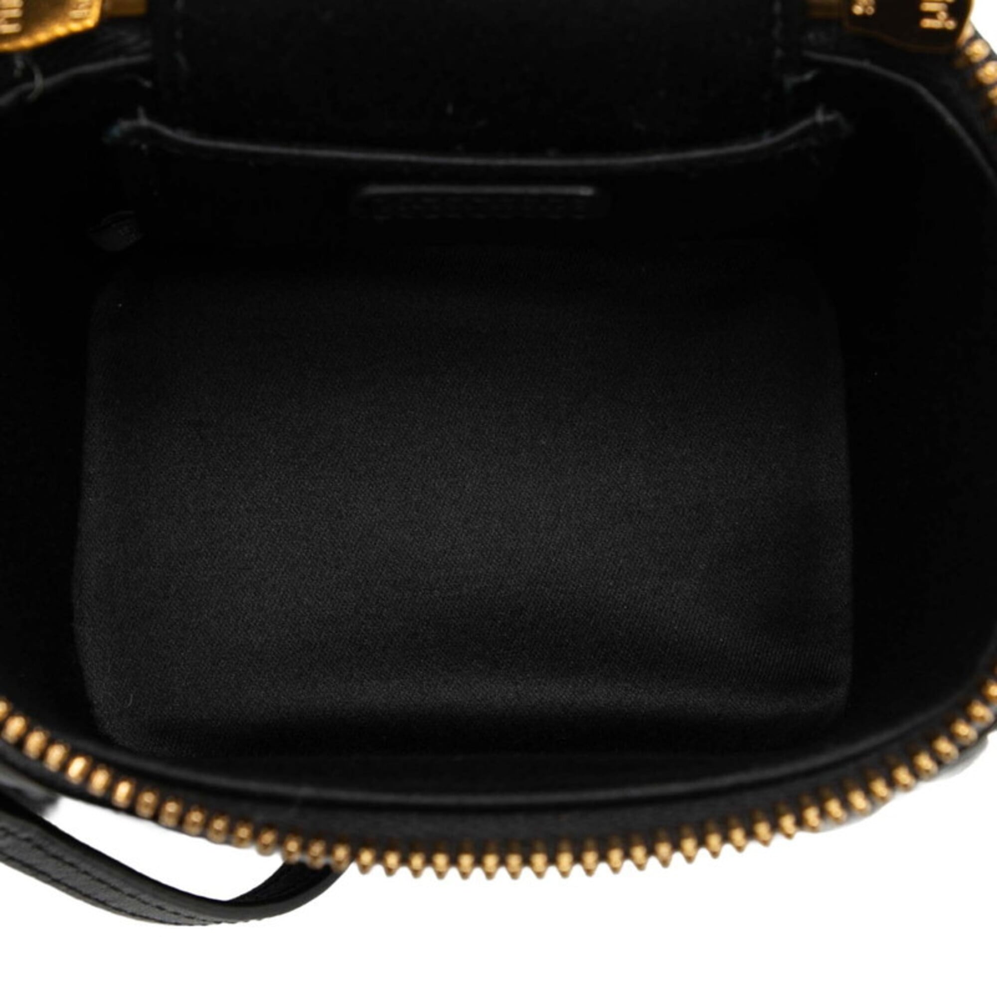 Miu Miu Matelasse Black Leather Shoulder Bag (Pre-Owned)