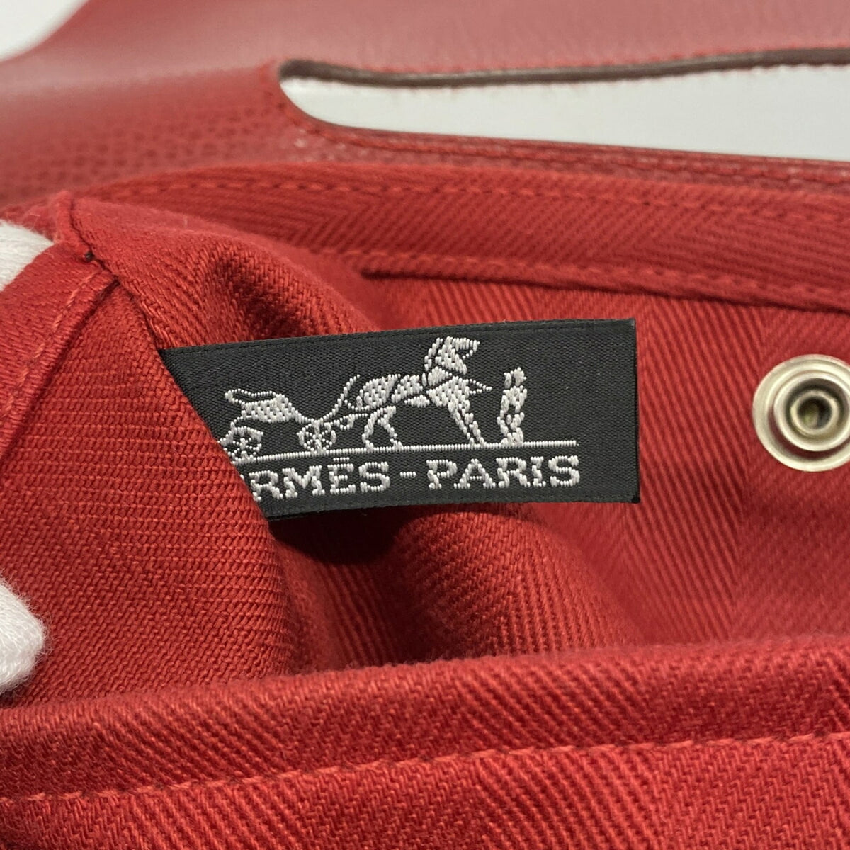 Hermes Red Color Toile Chevron Tote Bag (Pre-Owned)