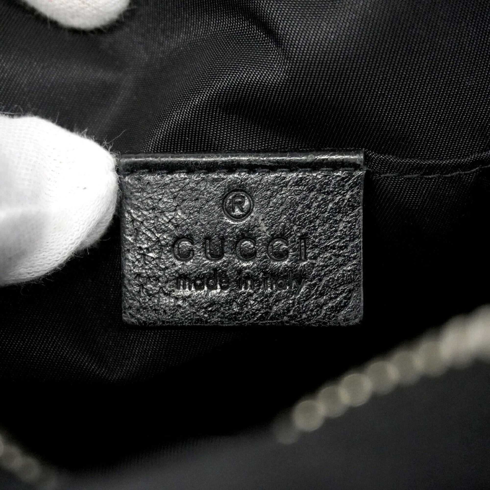 Gucci Black Nylon Handbag (Pre-Owned)