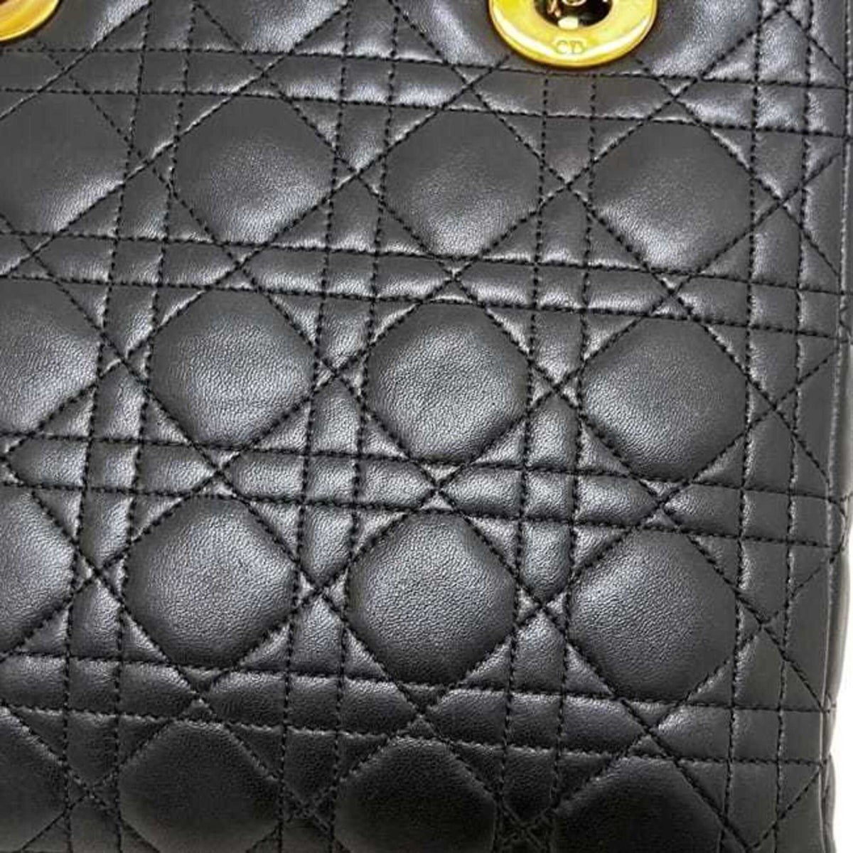 Christian Dior Black Leather Handbag (Pre-Owned)