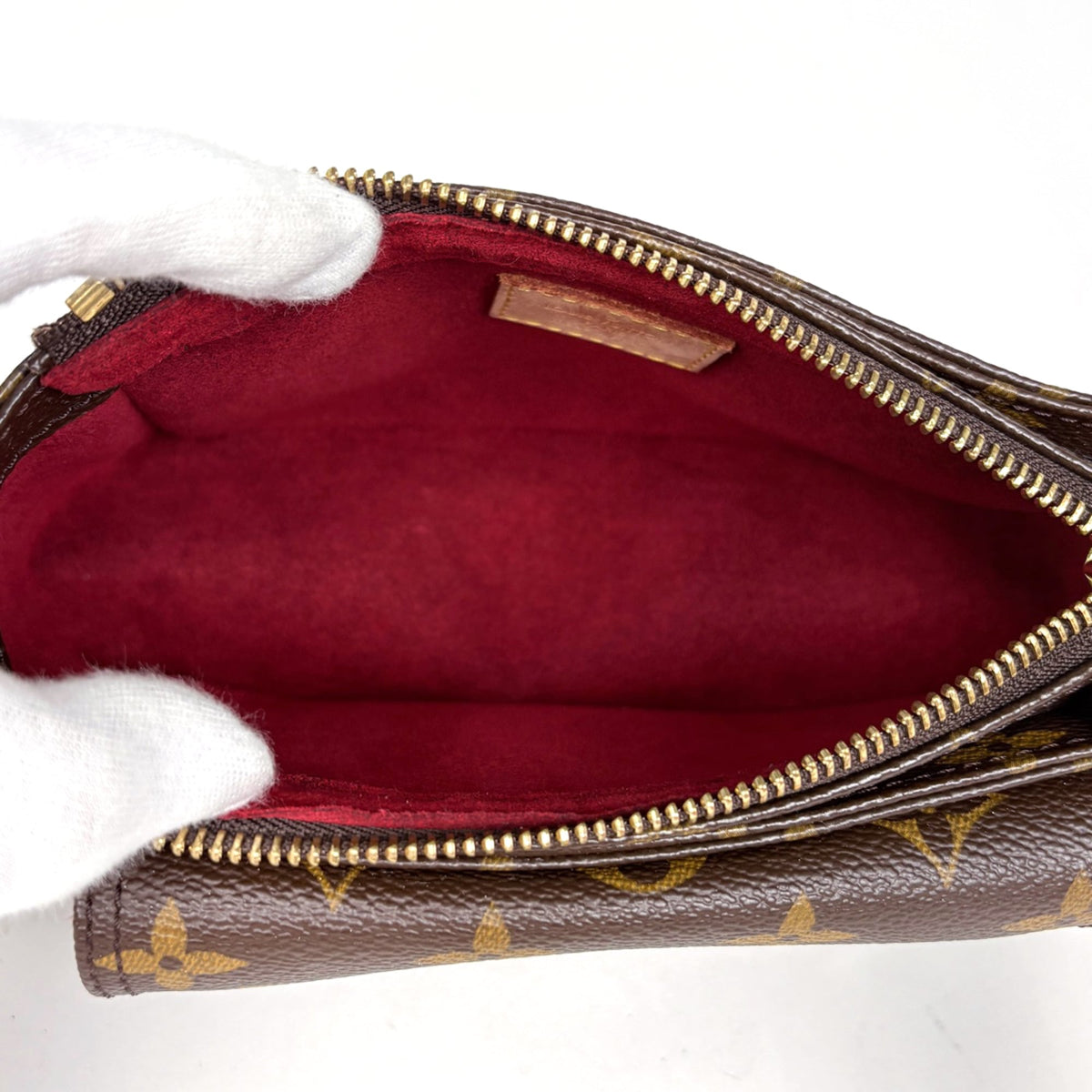 Louis Vuitton Brown Monogram Shoulder Bag (Pre-Owned)