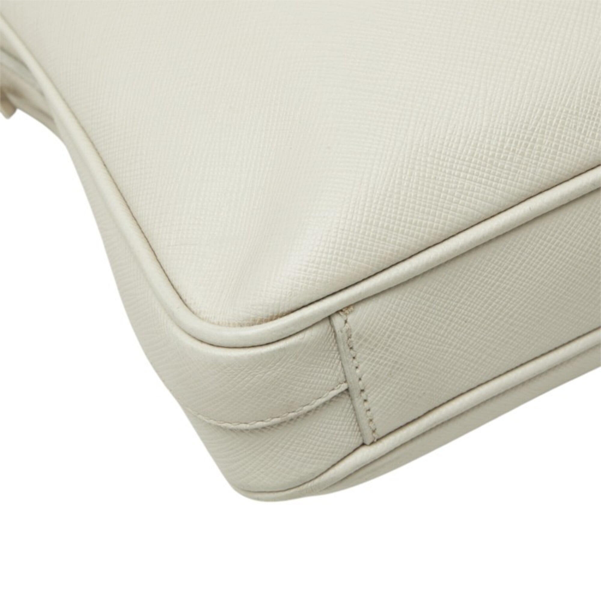 Prada White Saffiano Triangle Leather Briefcase Handbag (Pre-Owned)