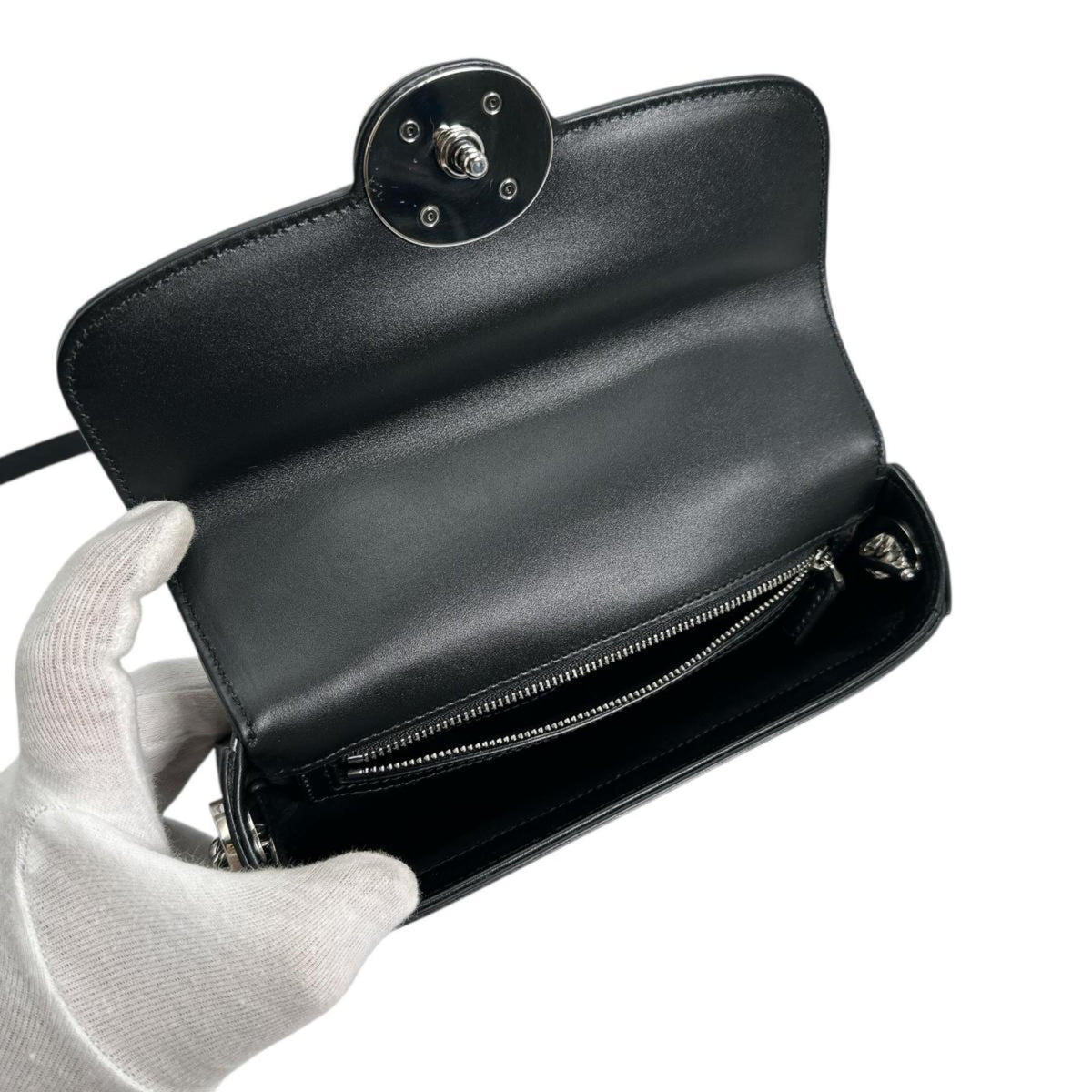 Gucci Black Leather Shoulder Bag (Pre-Owned)