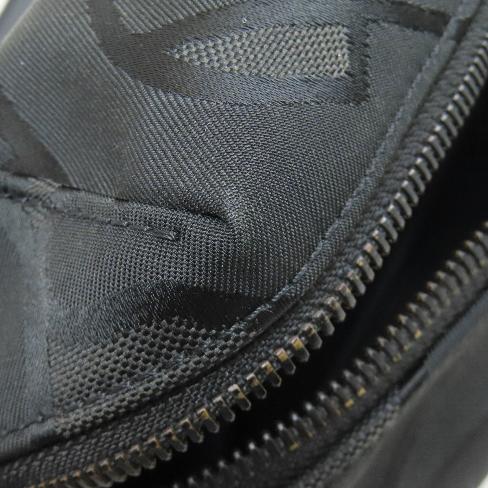 Burberry Black Nylon Canvas Sling Bag (Pre-Owned)