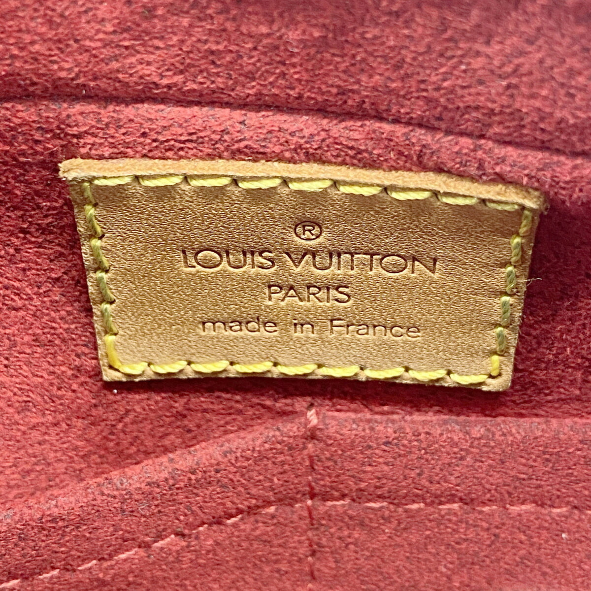 Louis Vuitton Brown Shoulder Bag (Pre-Owned)