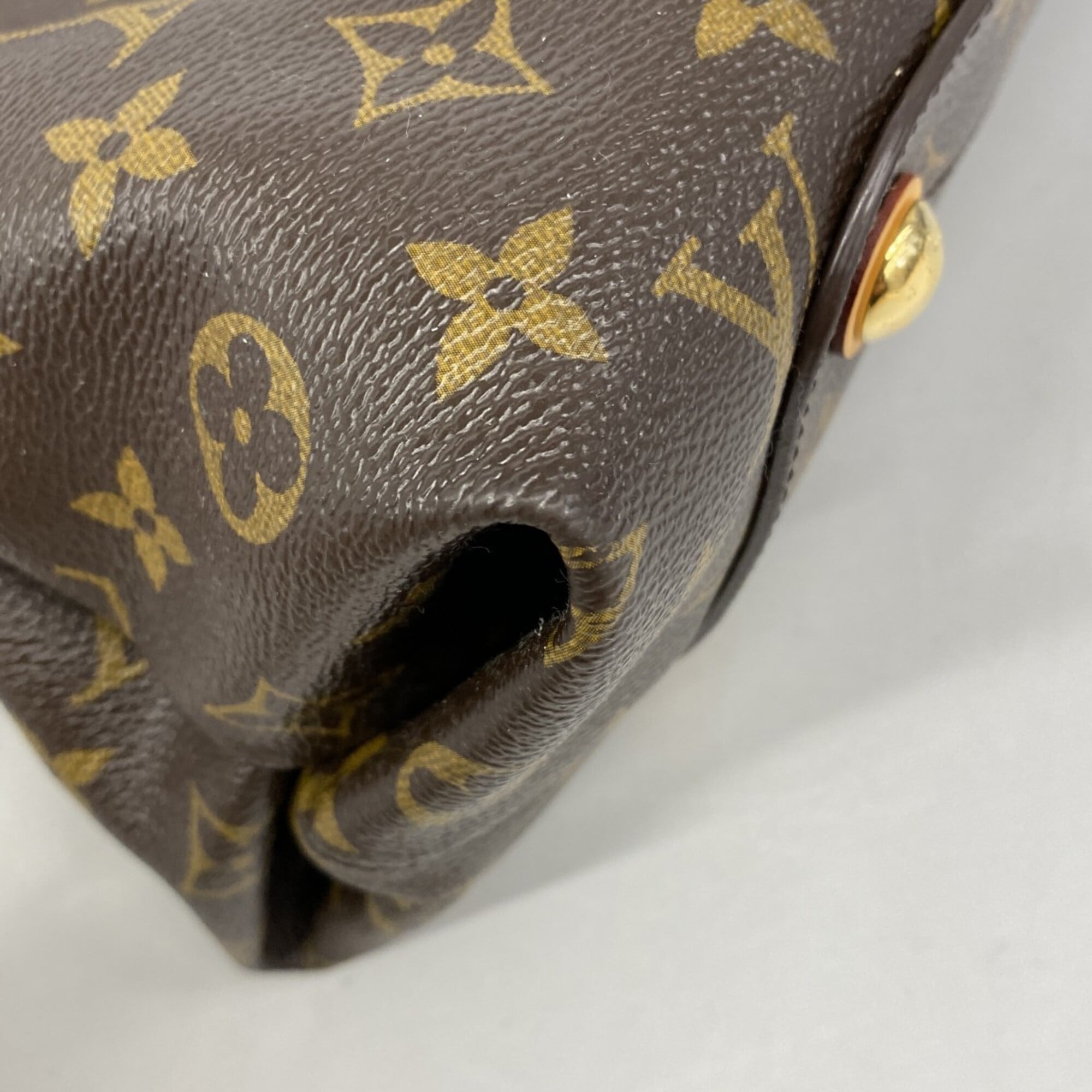 Louis Vuitton Bordeaux Brown Shoulder Bag (Pre-Owned)