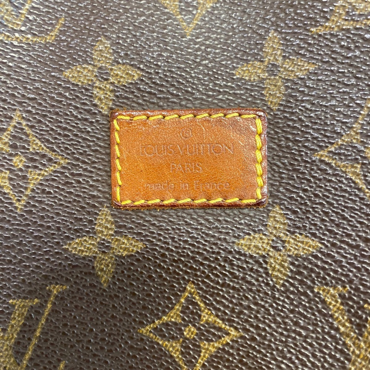 Louis Vuitton Brown Leather Shoulder Bag (Pre-Owned)