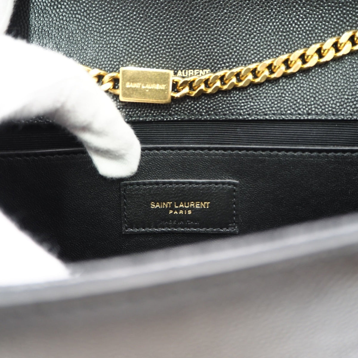 Yves Saint Laurent Black Shoulder Bag (Pre-Owned)