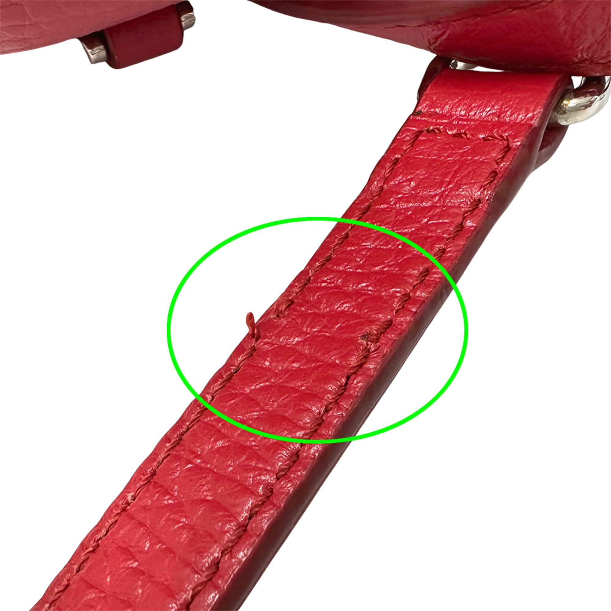 Tod's Red Color Leather Handbag Shoulder Bag (Pre-Owned)