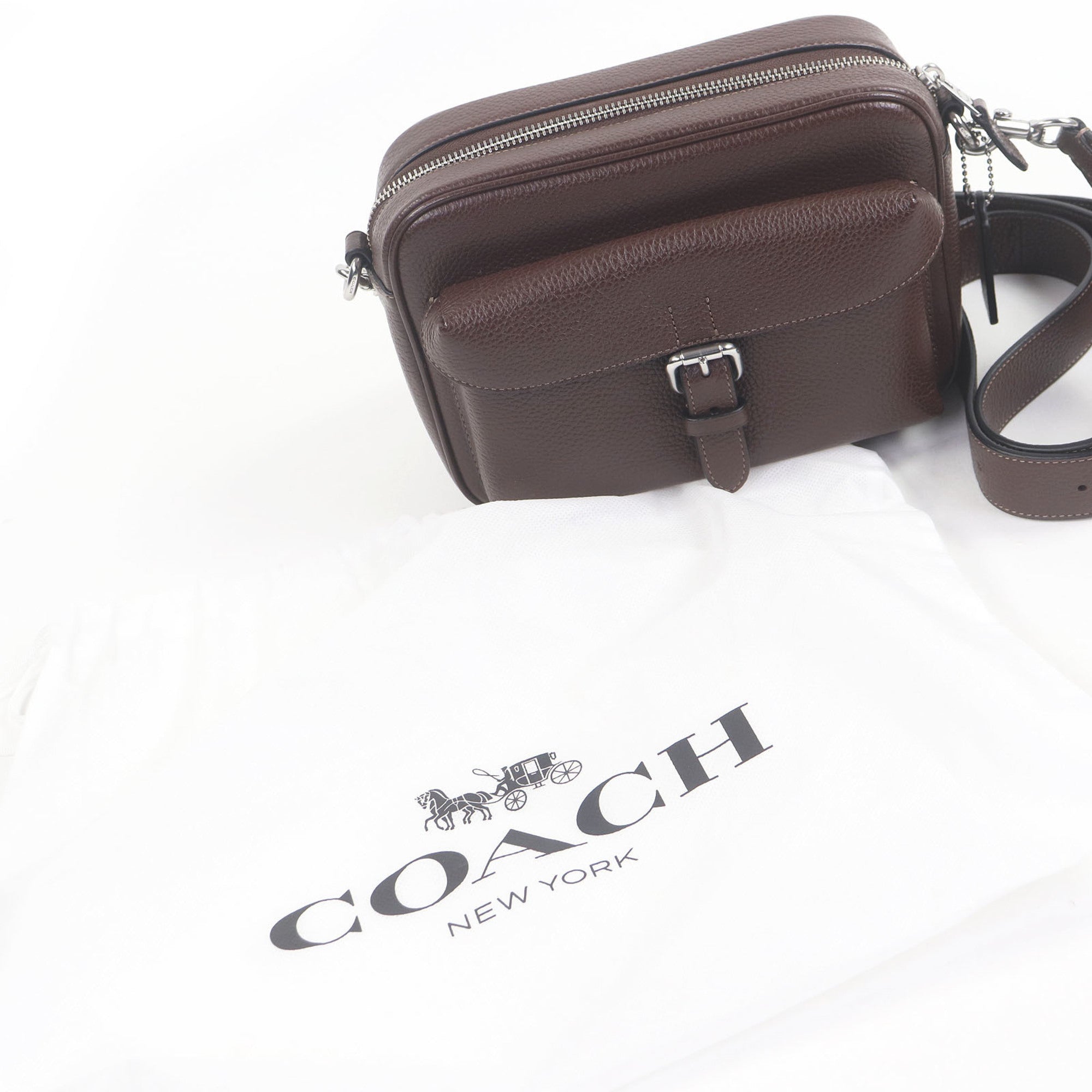 Coach Brown Leather Shoulder Bag (Pre-Owned)