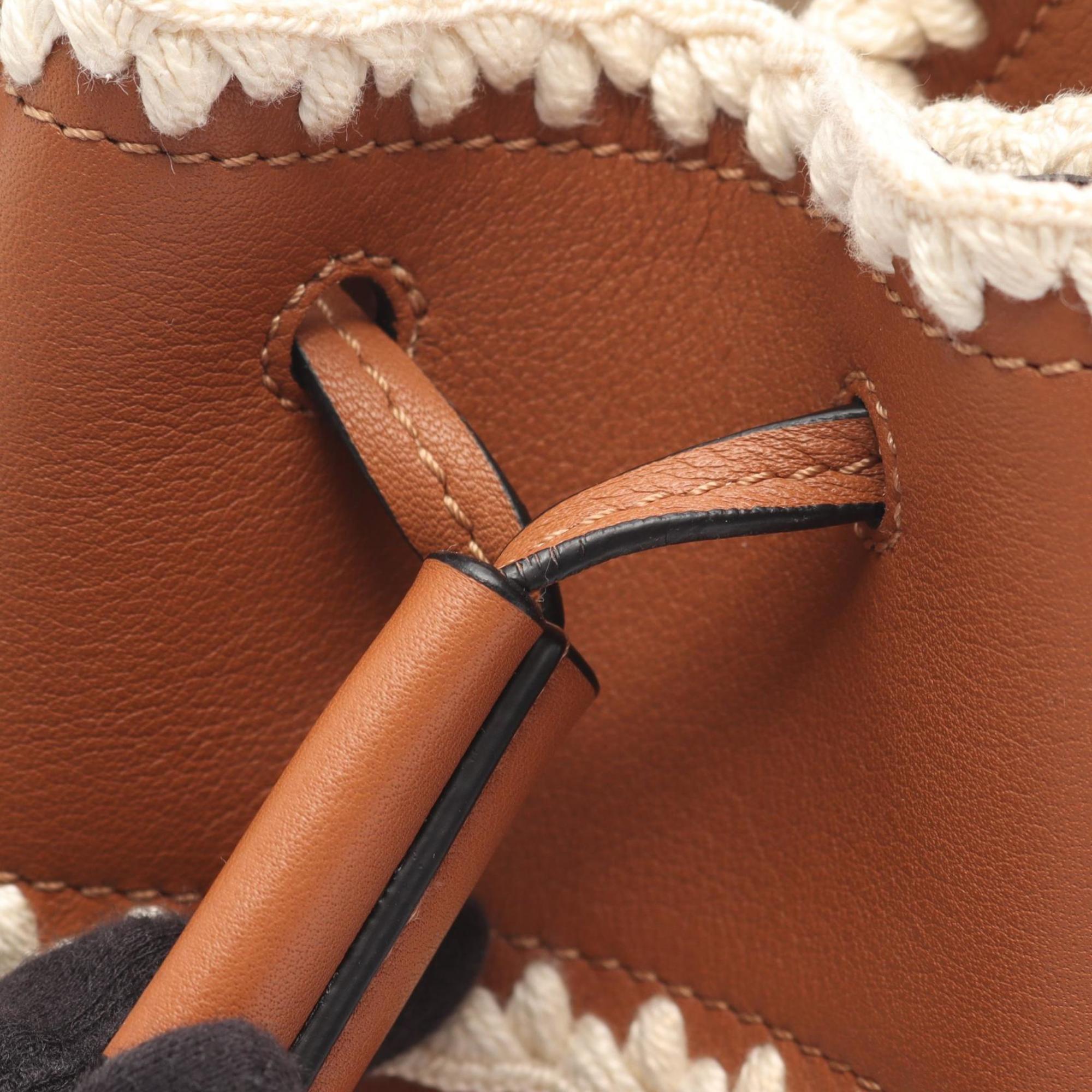 Loewe Brown White Leather Handbag (Pre-Owned)