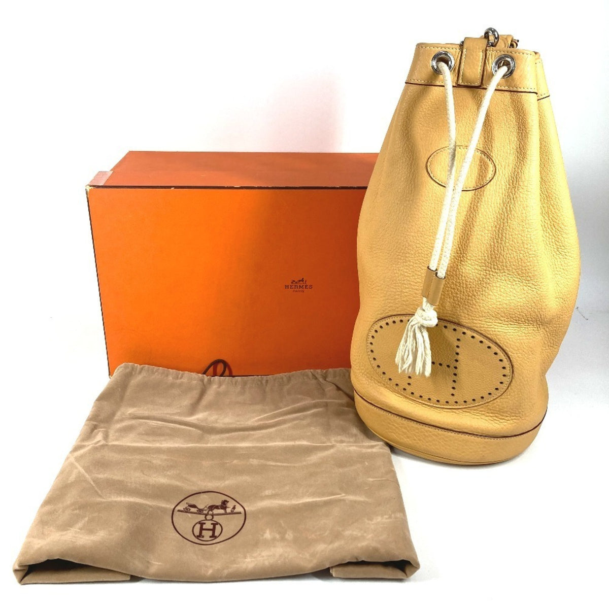 Hermes Beige Yellow Taurillon Clemence Leather Shoulder Bag (Pre-Owned)