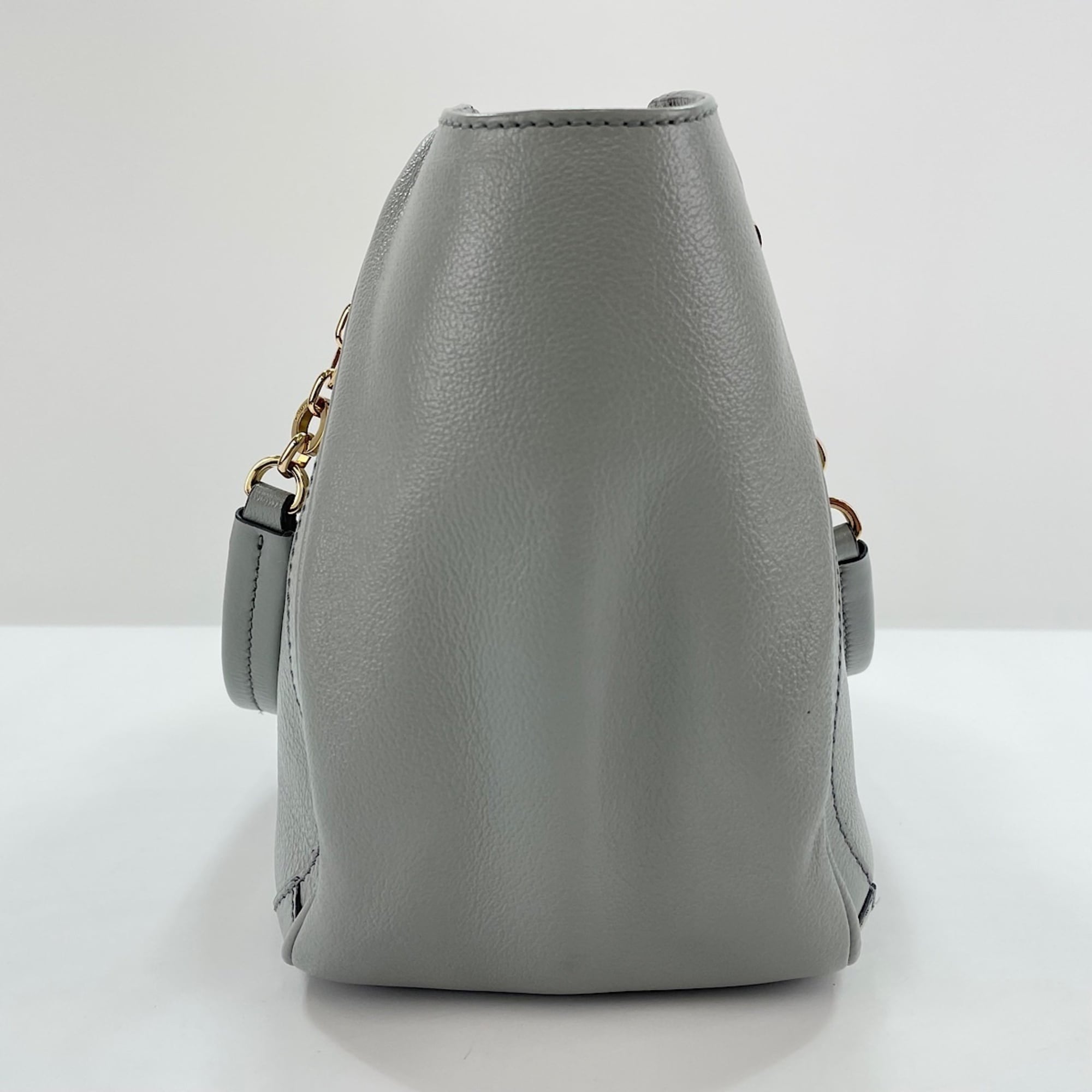 Salvatore Ferragamo Gancini Gray Handbag (Pre-Owned)
